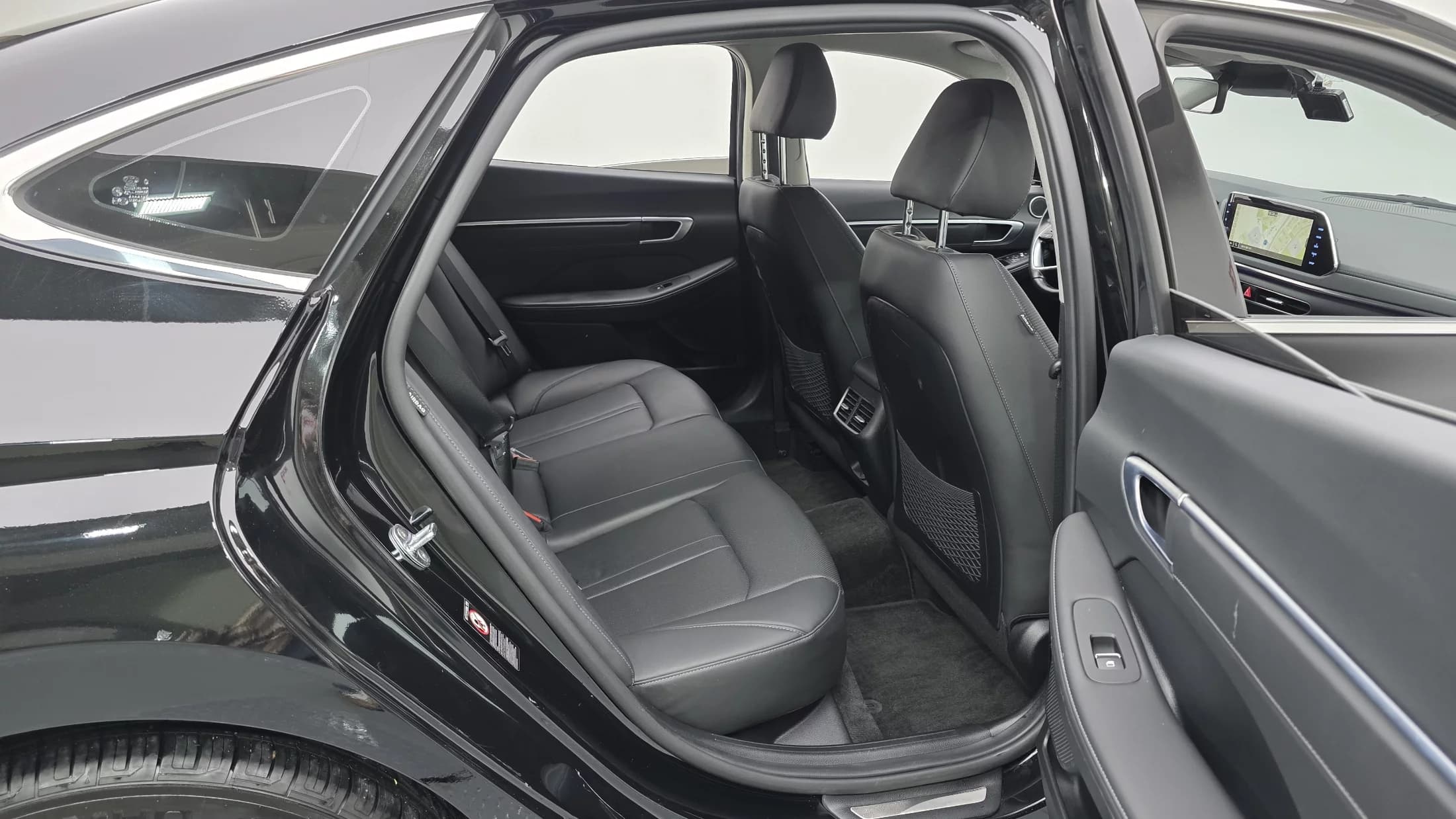 Hyundai Sonata 2.0 Premium Plus, 2022 г. 53017 км. — фото 12