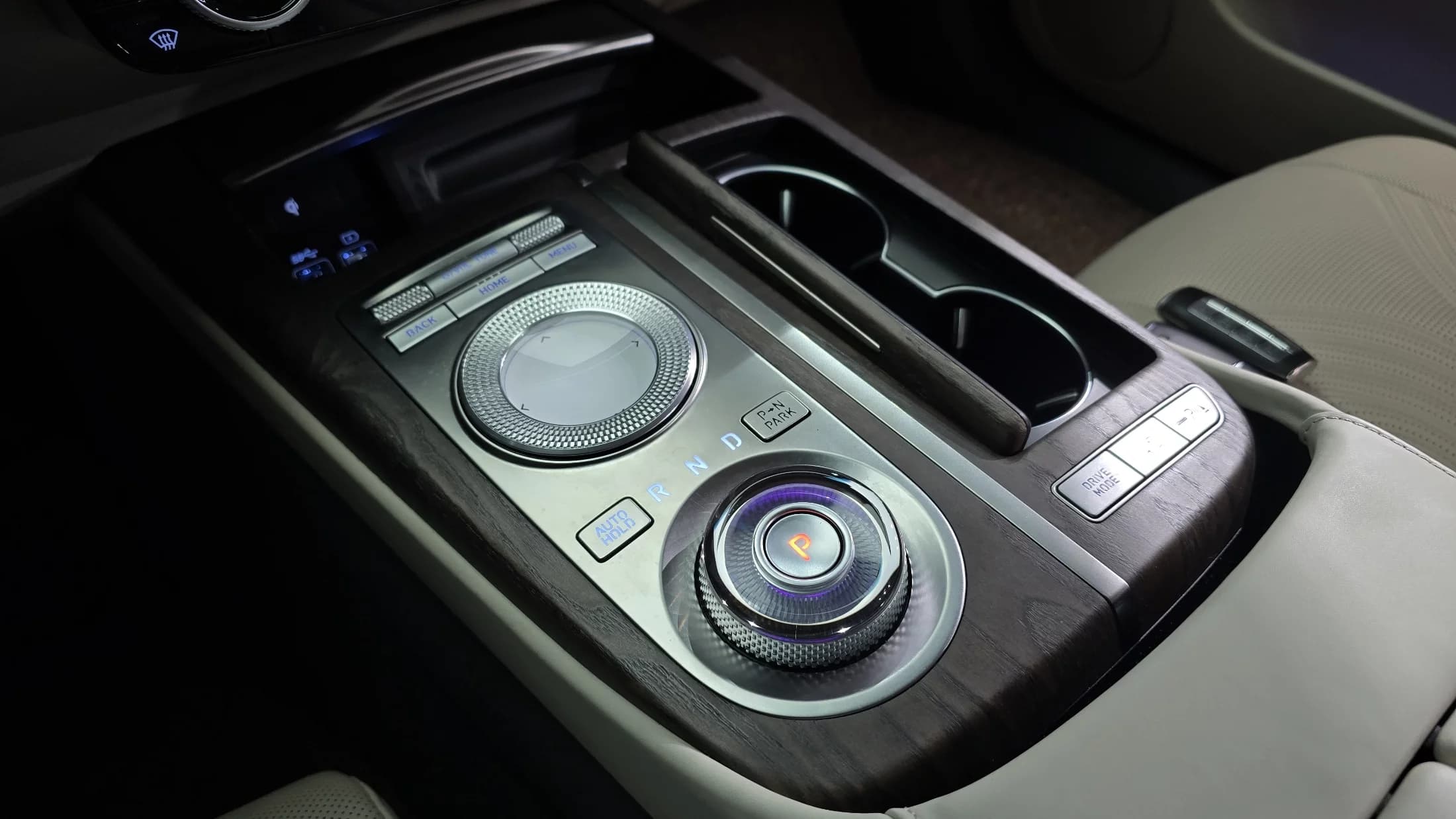 Genesis G80 Gasoline 3.5 Turbo AWD, 2022 г. 75803 км. — фото 9