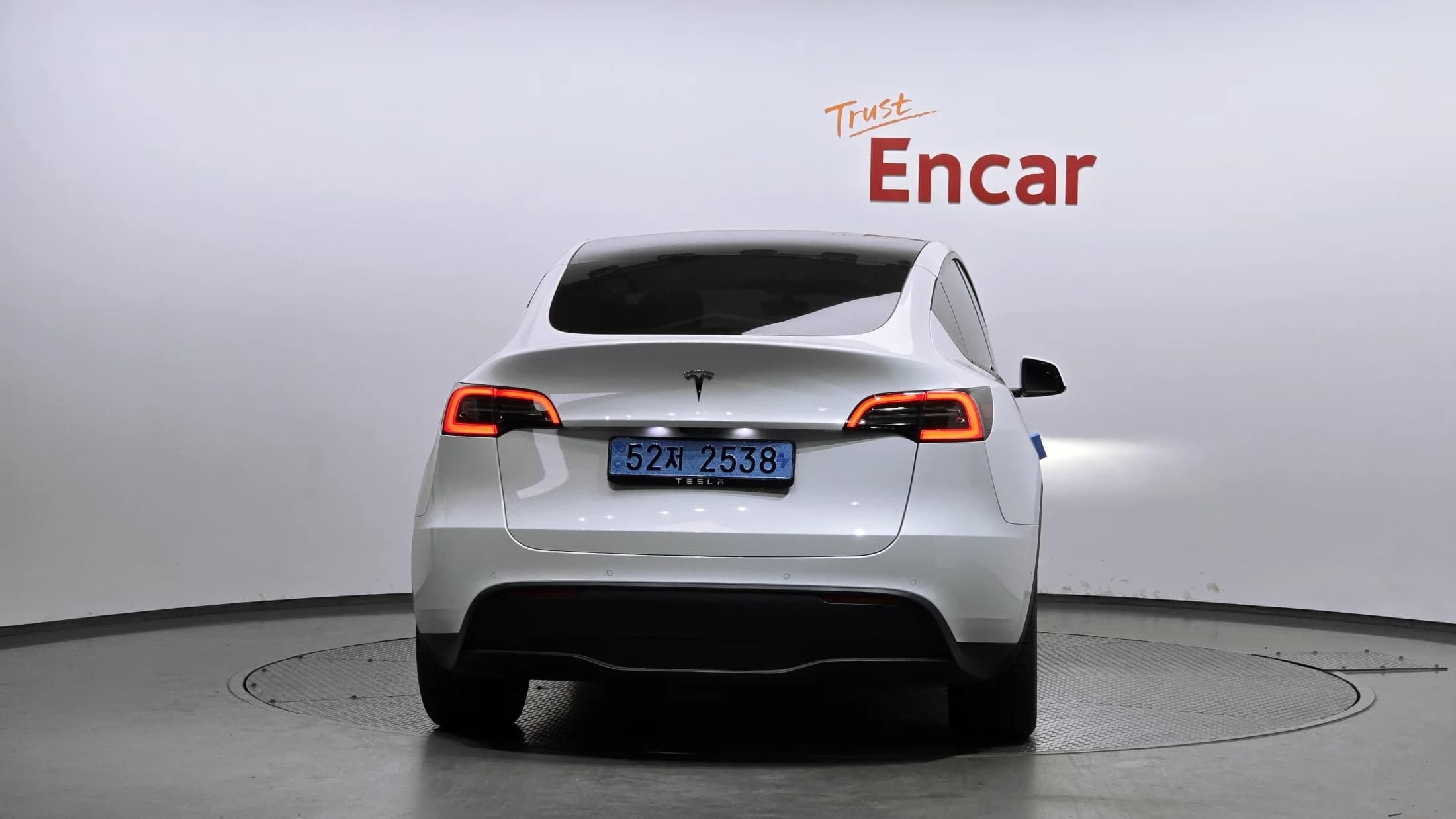 Tesla Model Y Long Range, электромобиль, 2022 г. 68368 км. — фото 4