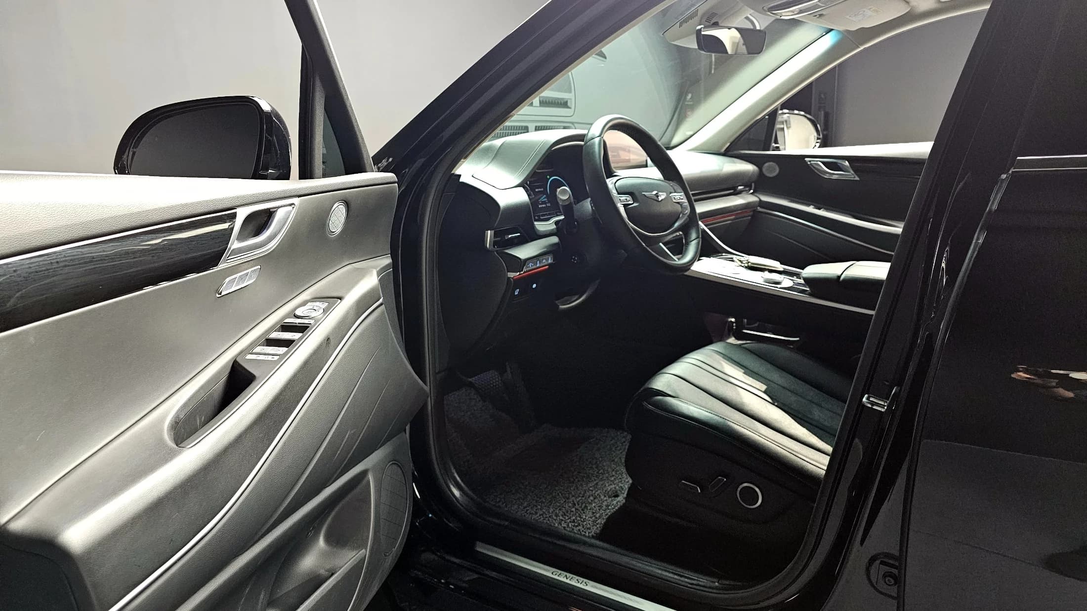 Genesis GV80 2.5T Gasoline AWD, 2021 г. 70727 км. — фото 12