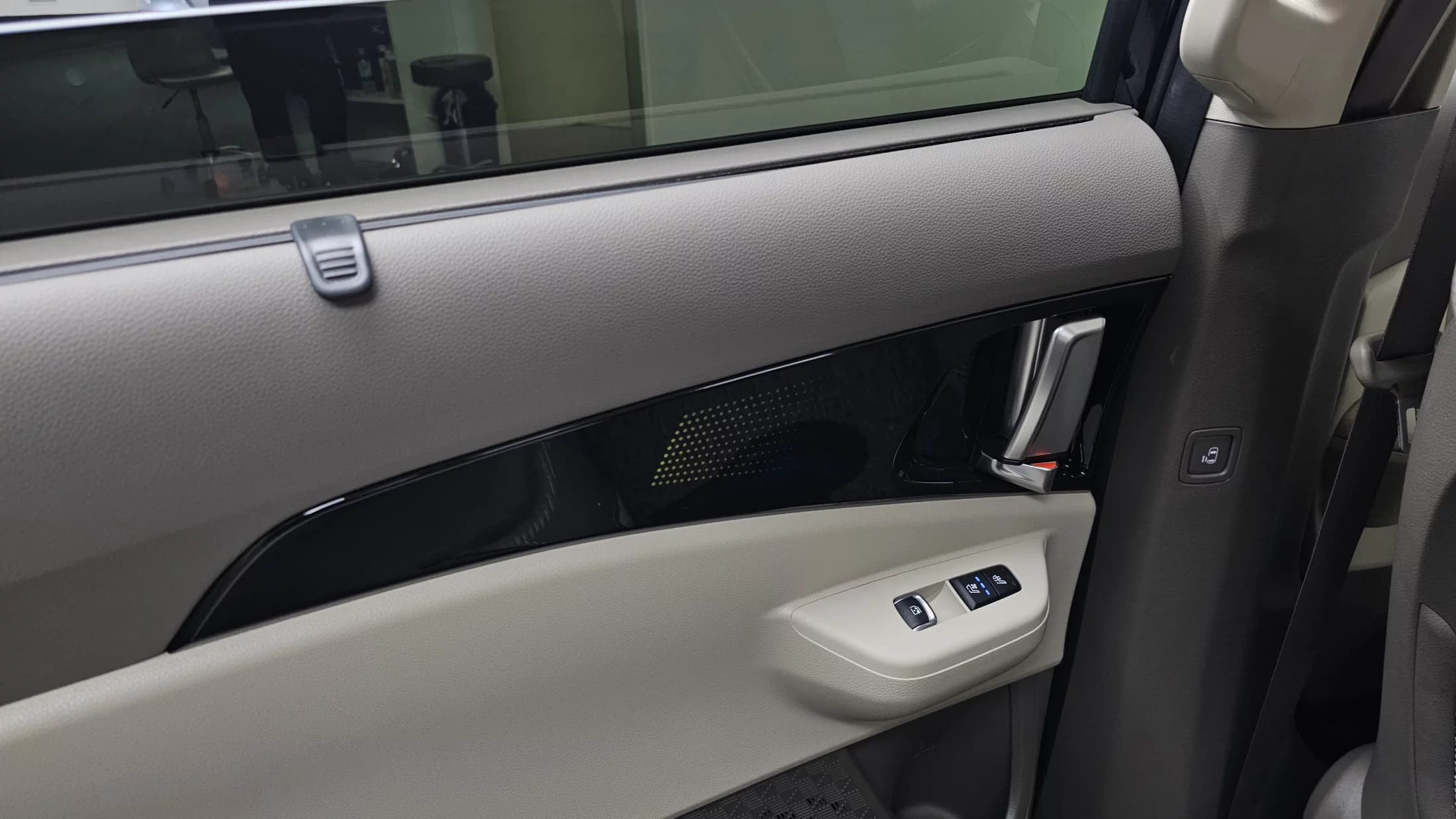 Kia Carnival 9-Seater Signature, 2024 г. 29576 км. — фото 18