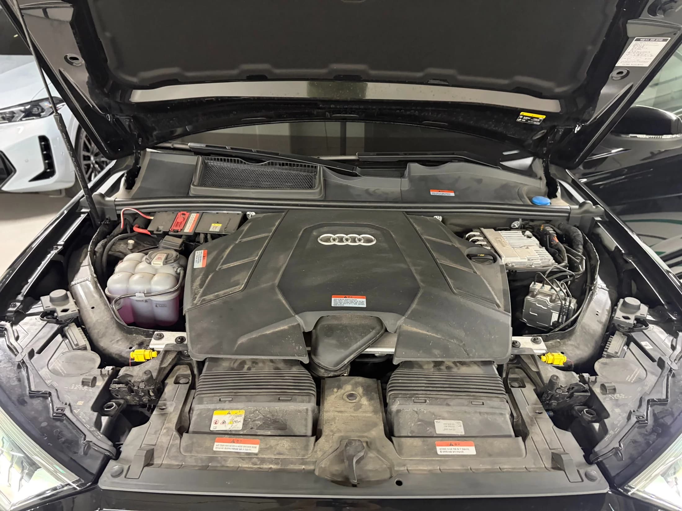 Audi Q7 55 TFSI Quattro Premium, 2023 г. 25996 км. — фото 7