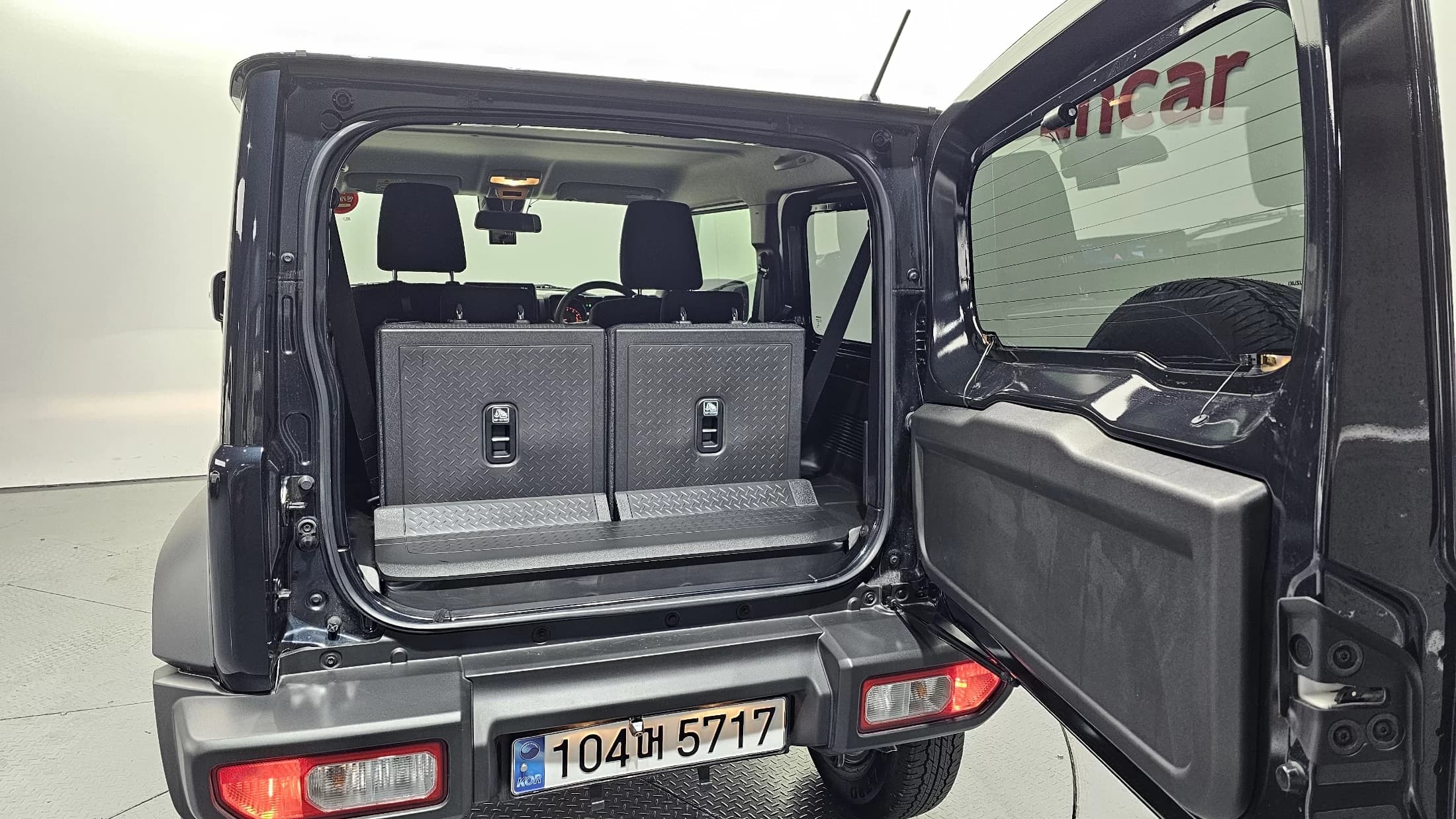 Suzuki JIMNY 1.5, 2023 г. 753 км. — фото 20