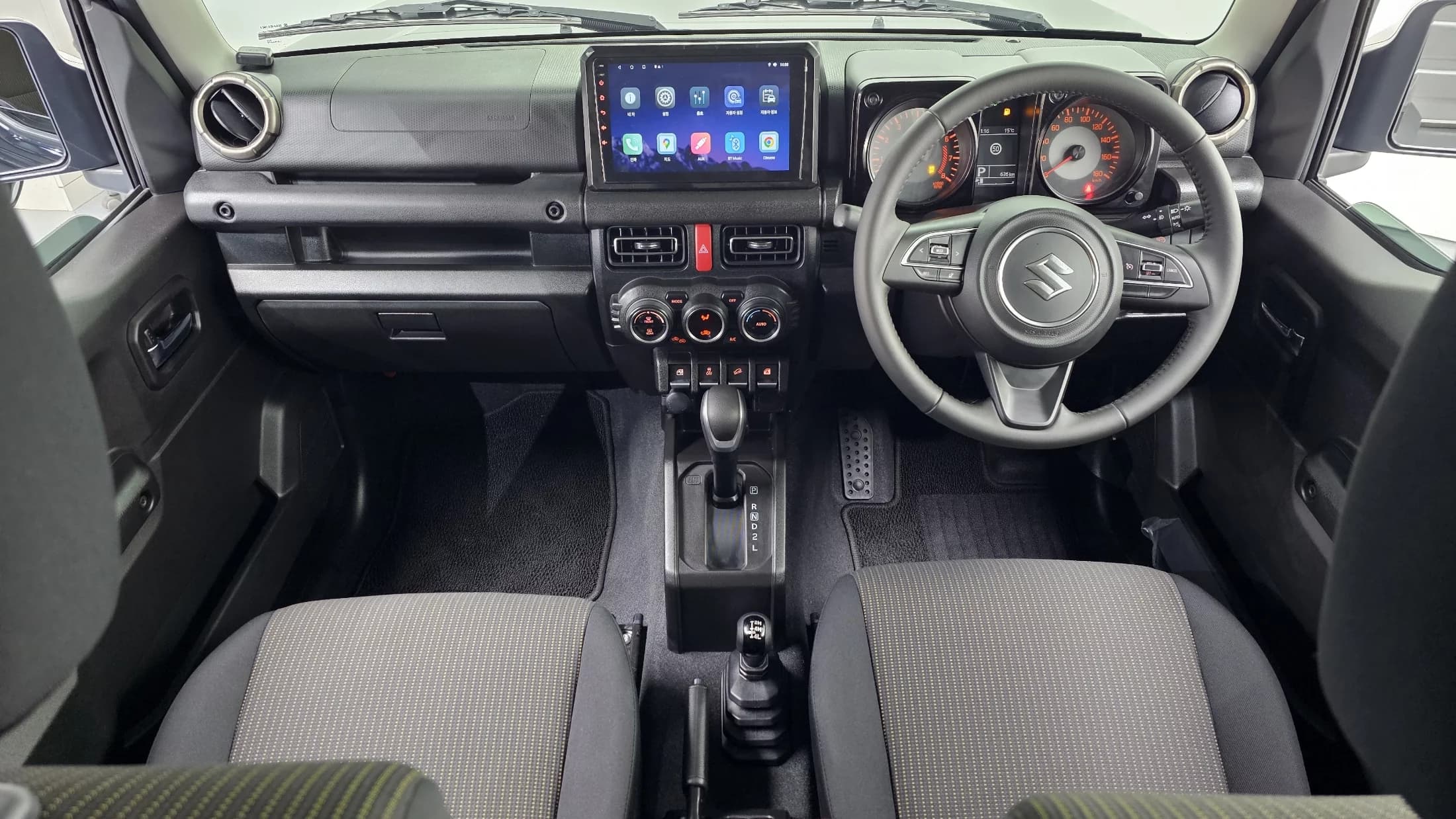Suzuki JIMNY 1.5, 2023 г. 753 км. — фото 7