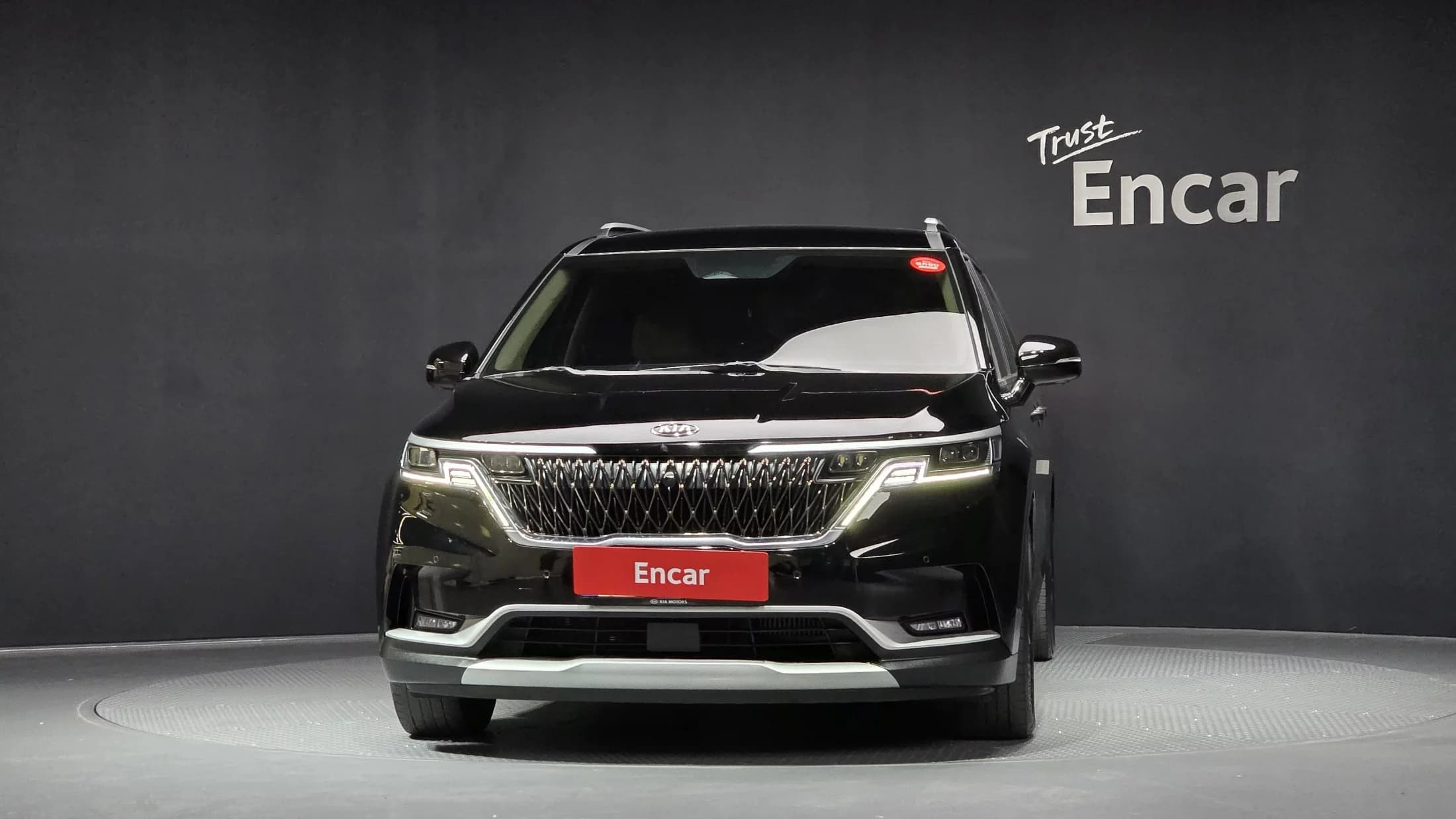 Kia Carnival 9-Seater Prestige, 2021 г. 70503 км. — фото 3