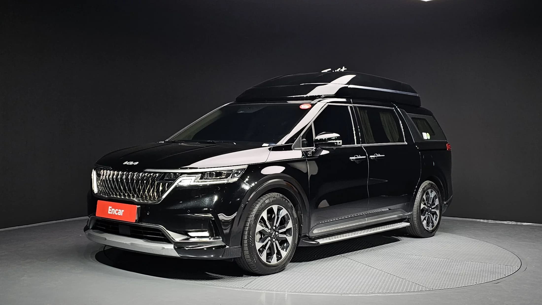 Kia Carnival 9-Seater Hi-Limousine Signature, 2022 г. 50495 км.