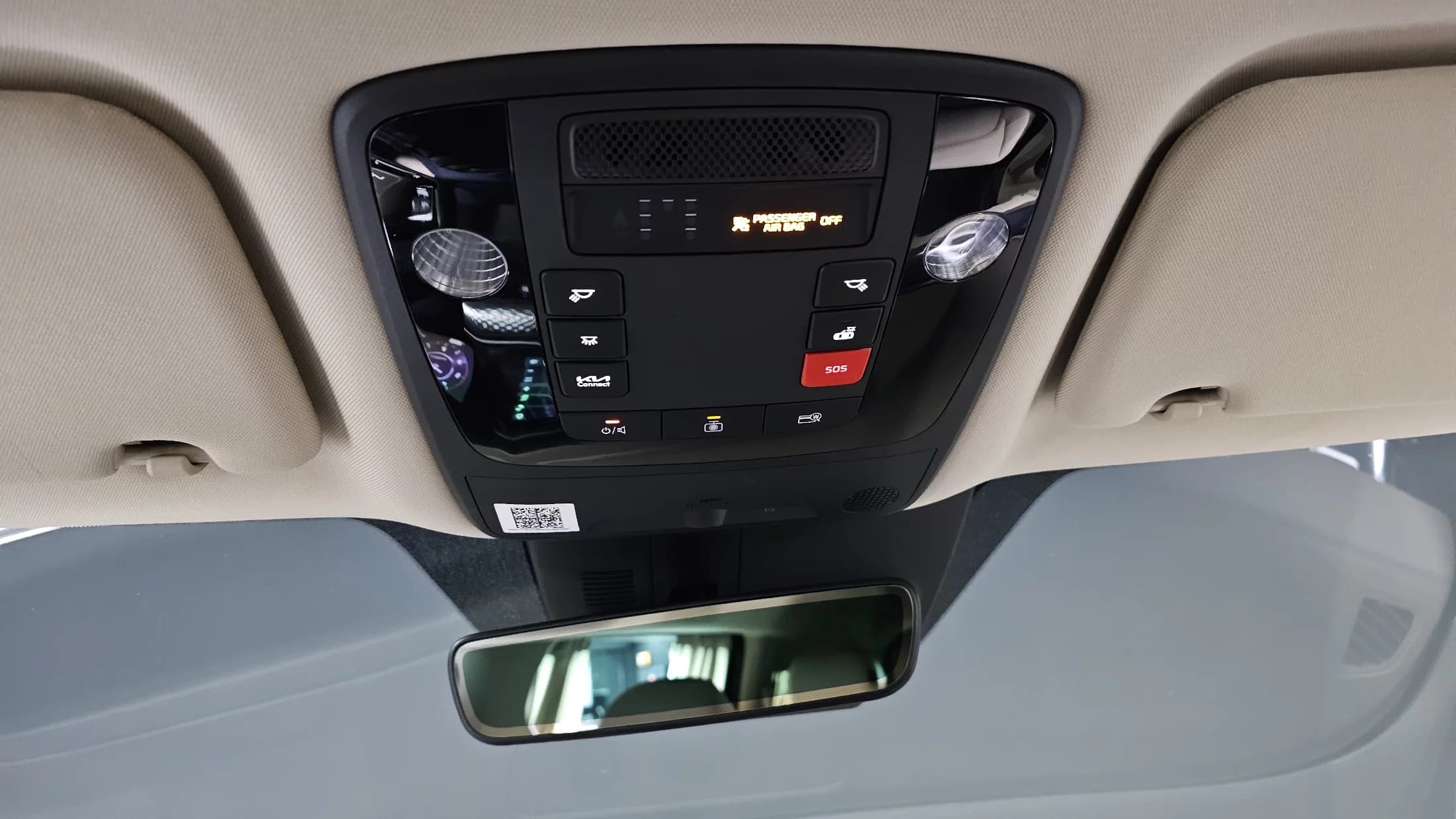 Kia Carnival 9-Seater Hi-Limousine Signature, 2022 г. 50495 км. — фото 17