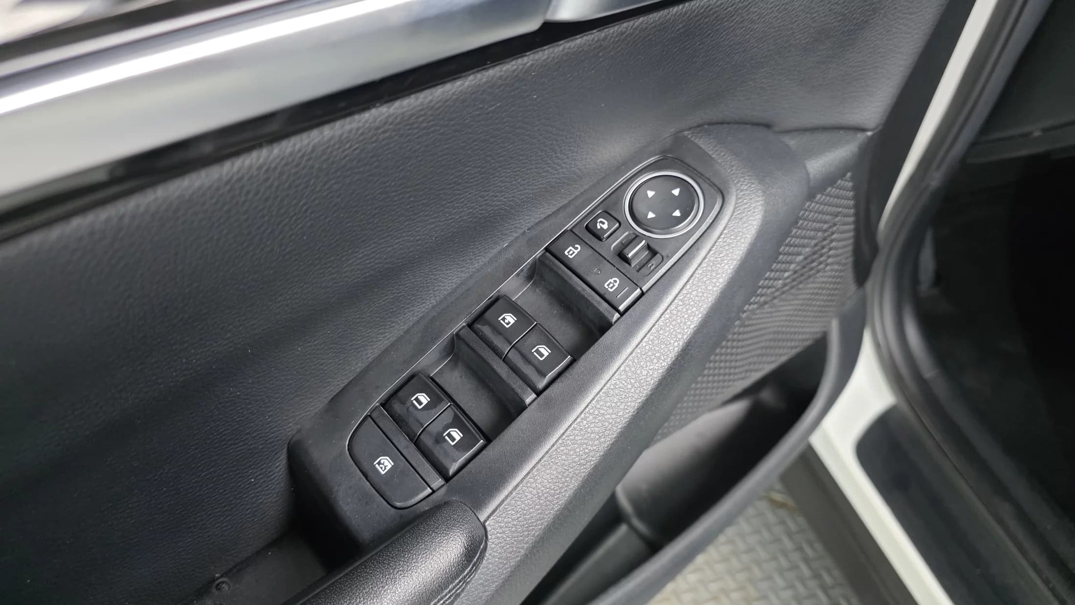 Kia Seltos Gasoline 1.6 Turbo 2WD Trendy, 2022 г. 88941 км. — фото 12