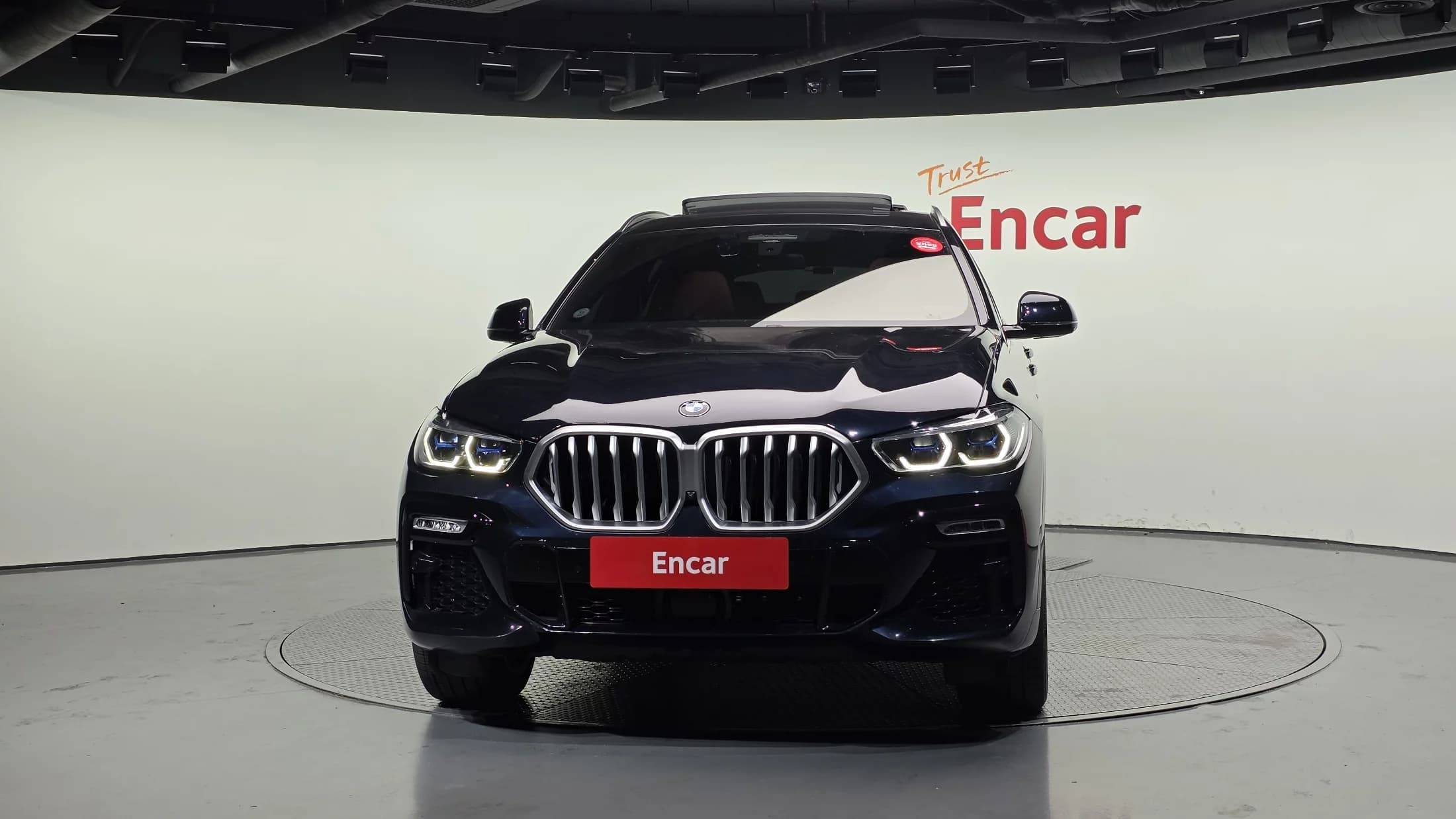 BMW X6 xDrive40i M Sport, 2021 г. 63280 км. — фото 3