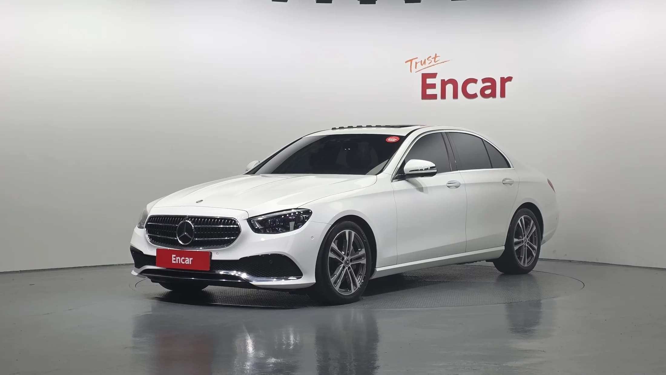 Mercedes-Benz E-Class E350 4MATIC Avantgarde, 2022 г. 67980 км.