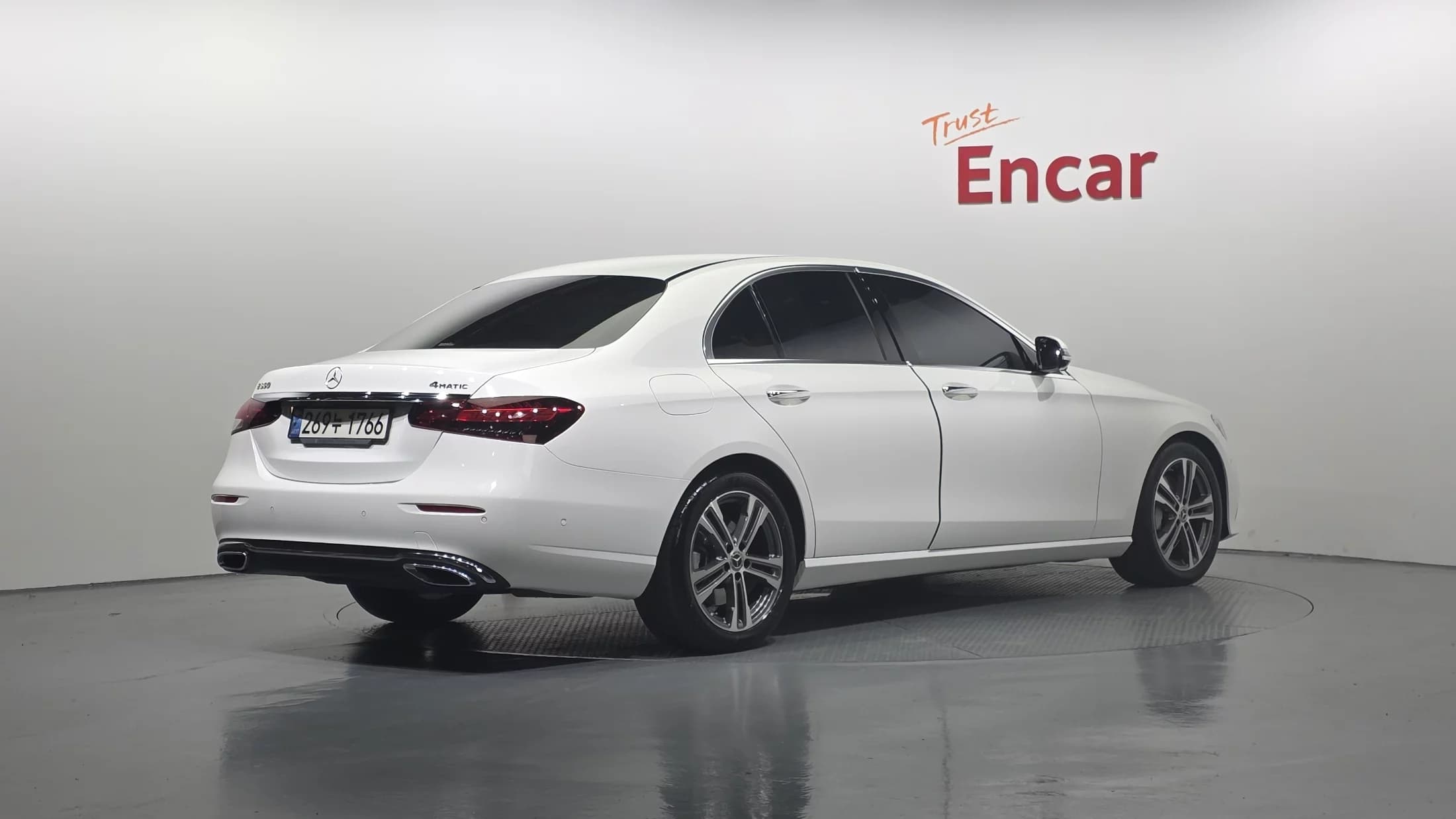 Mercedes-Benz E-Class E350 4MATIC Avantgarde, 2022 г. 67980 км. — фото 2