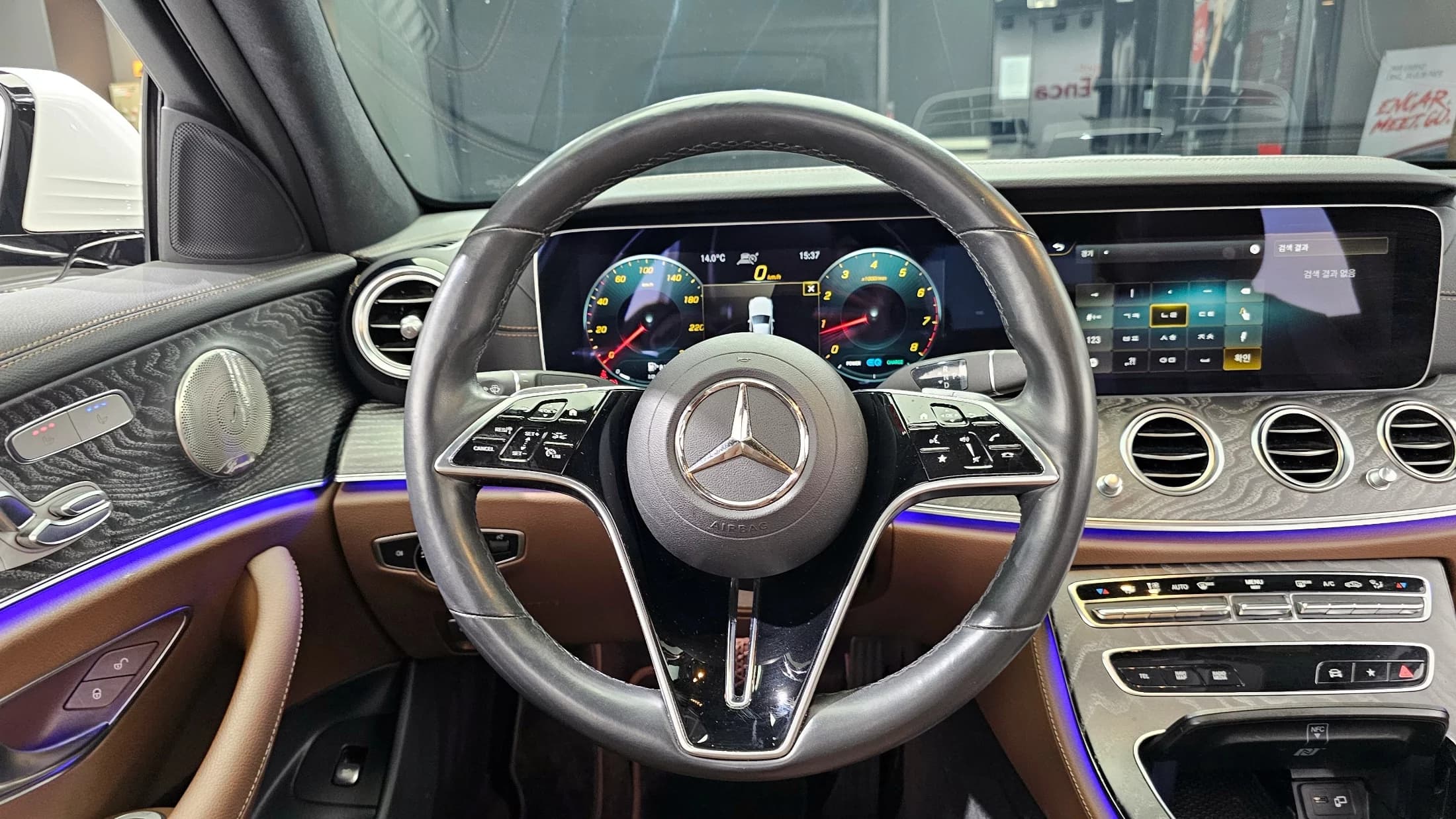 Mercedes-Benz E-Class E350 4MATIC Avantgarde, 2022 г. 67980 км. — фото 13