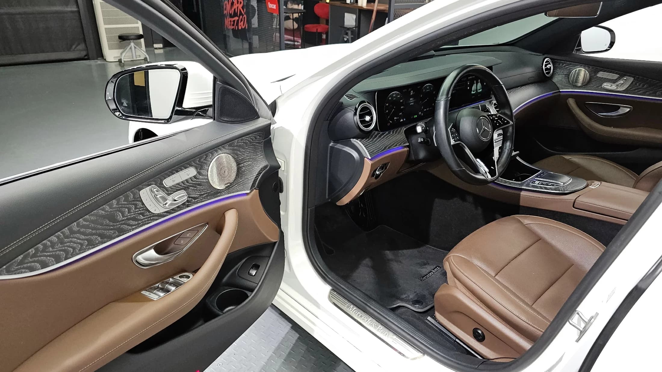 Mercedes-Benz E-Class E350 4MATIC Avantgarde, 2022 г. 67980 км. — фото 10