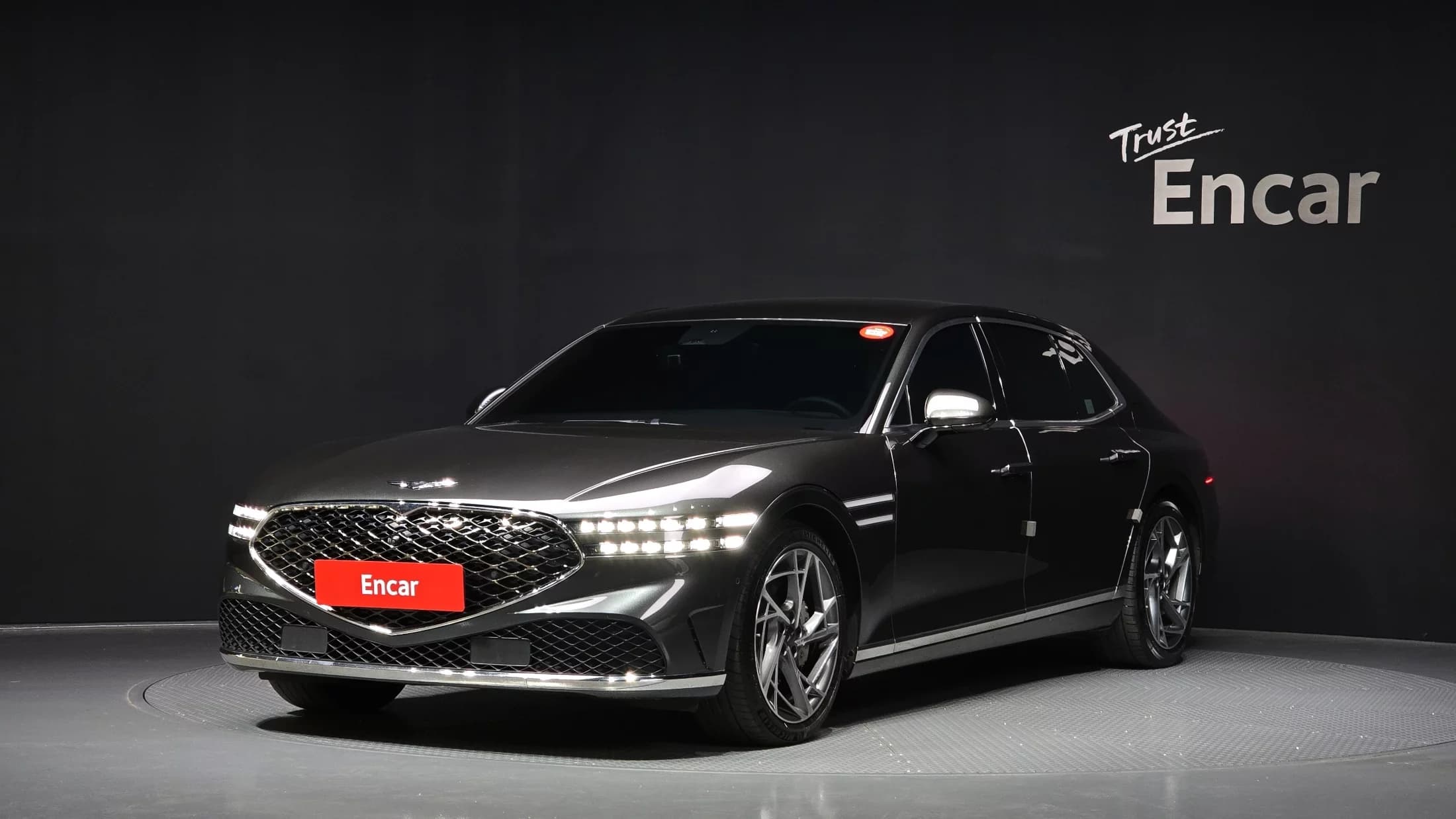 Genesis G90 Gasoline 3.5 Turbo AWD, 2022 г. 75919 км.