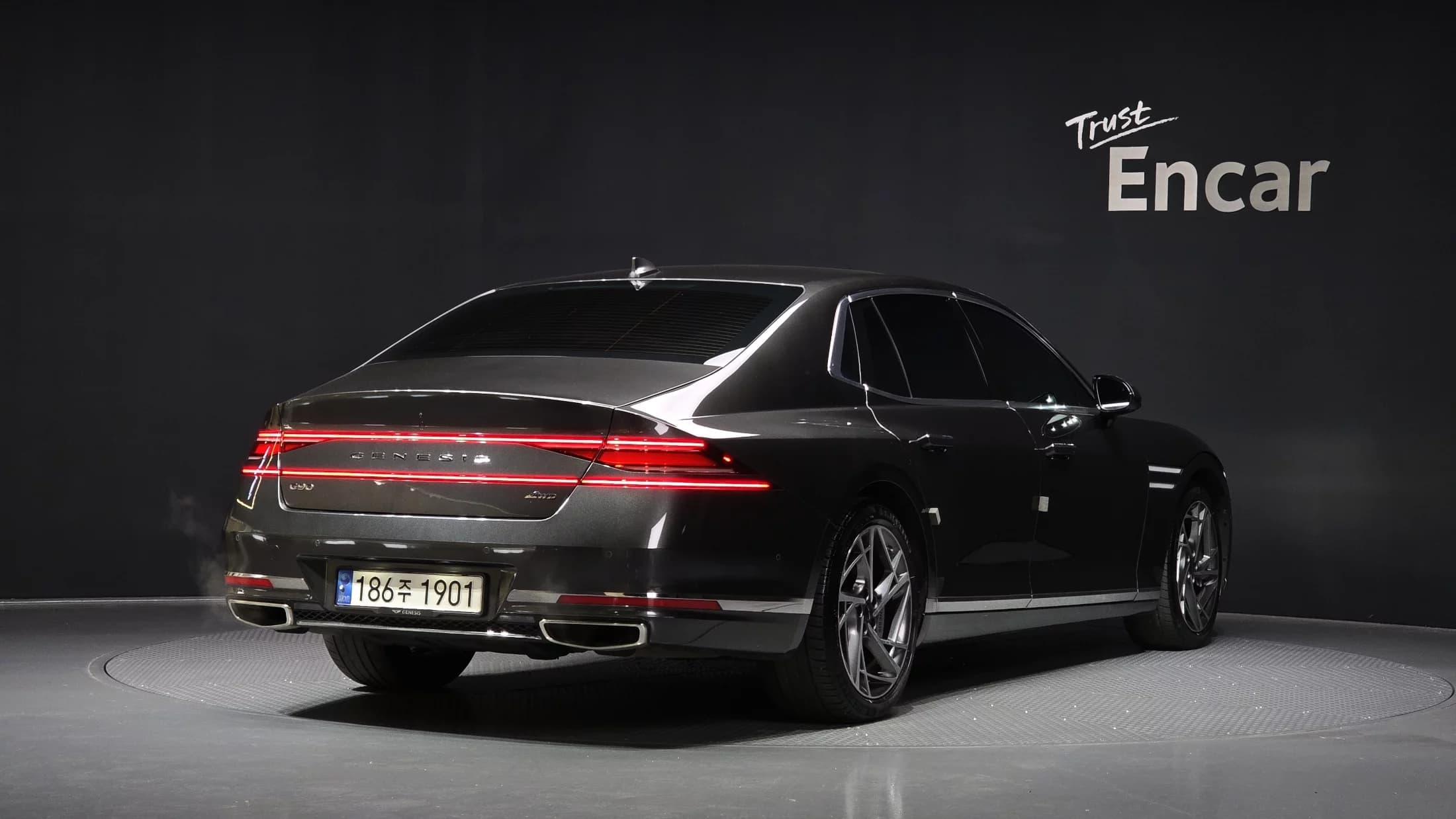Genesis G90 Gasoline 3.5 Turbo AWD, 2022 г. 75919 км. — фото 2