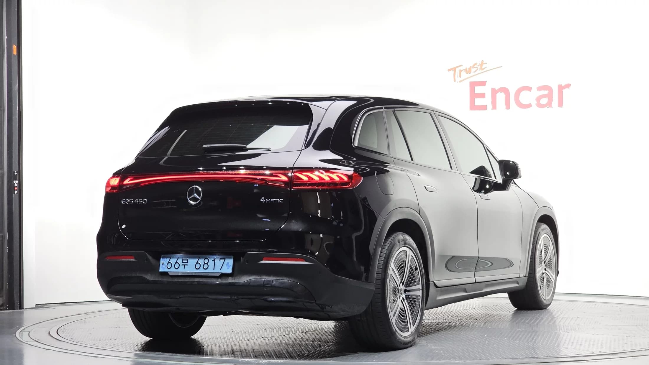 Mercedes-Benz EQS EQS450 4MATIC Launch Edition, электромобиль, 2023 г. 58289 км. — фото 2