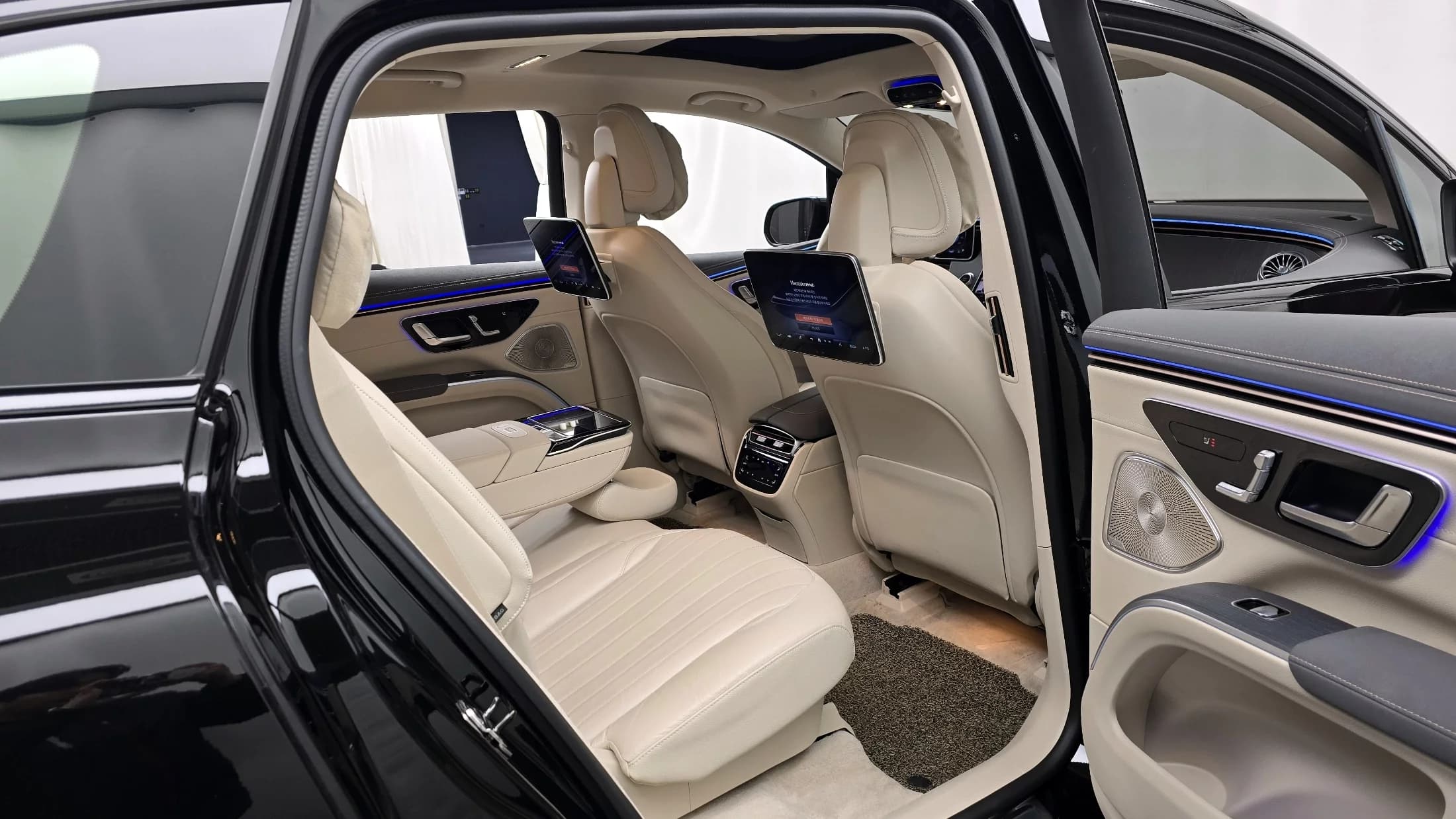 Mercedes-Benz EQS EQS450 4MATIC Launch Edition, электромобиль, 2023 г. 58289 км. — фото 12
