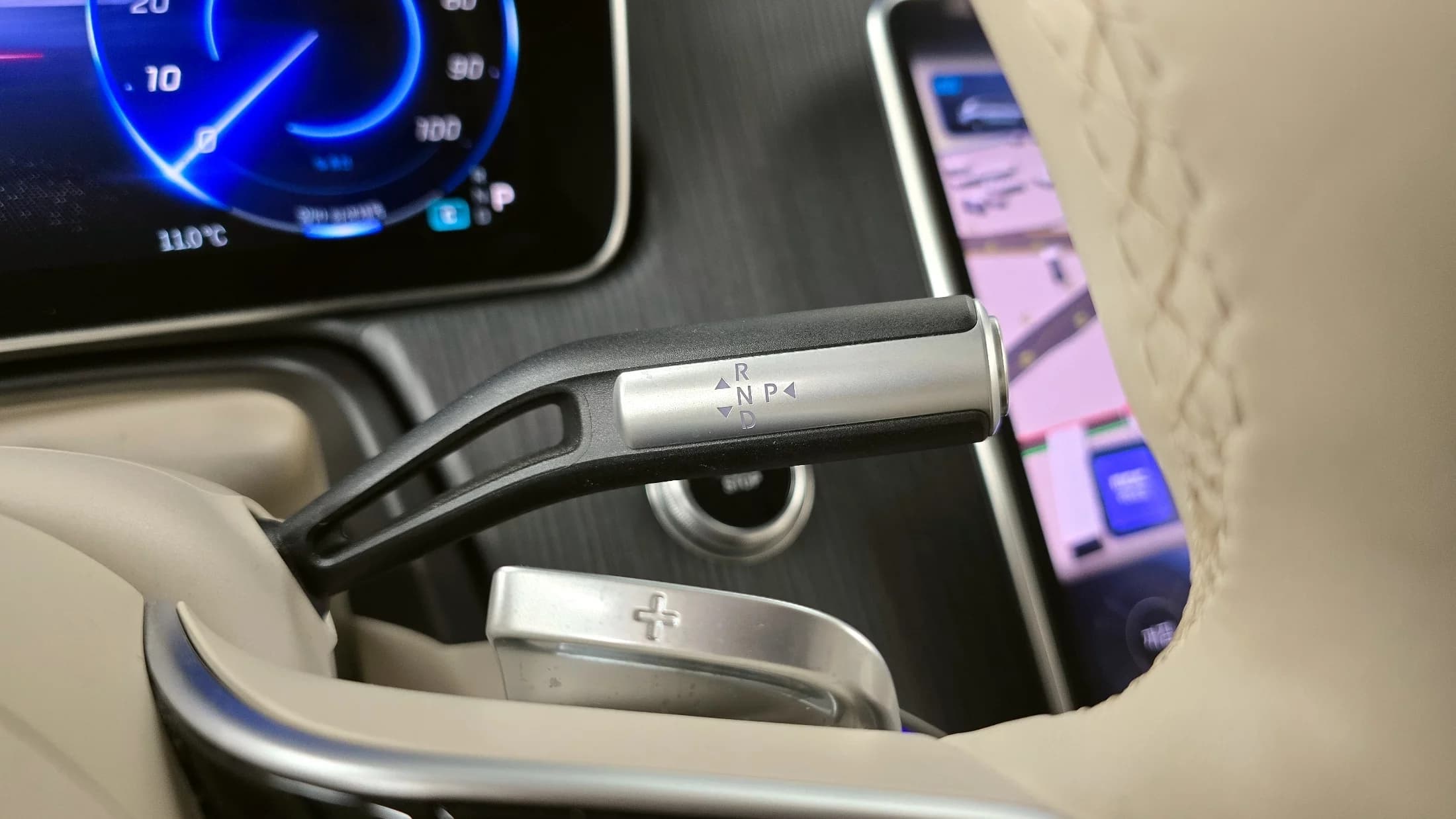 Mercedes-Benz EQS EQS450 4MATIC Launch Edition, электромобиль, 2023 г. 58289 км. — фото 9
