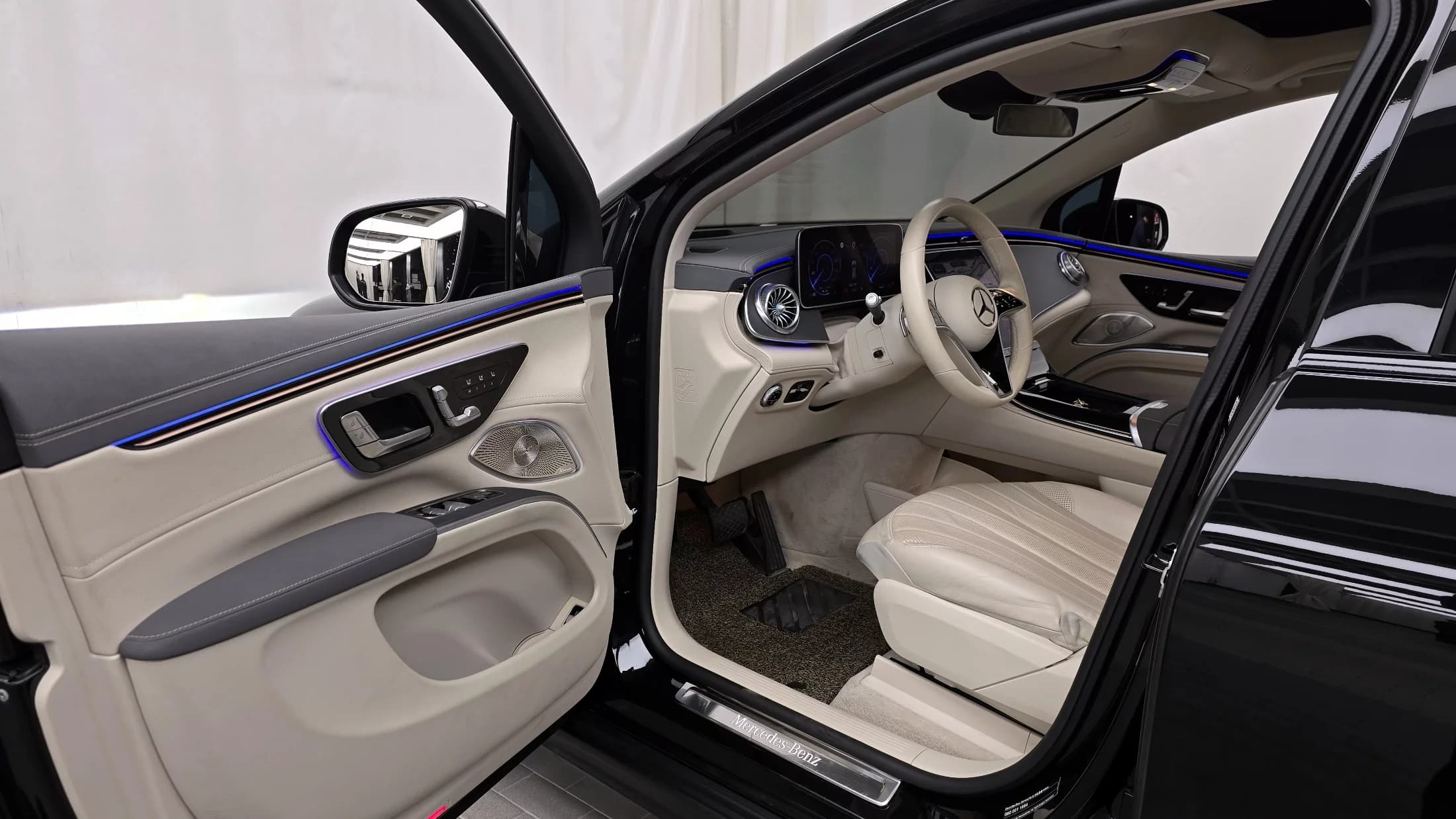Mercedes-Benz EQS EQS450 4MATIC Launch Edition, электромобиль, 2023 г. 58289 км. — фото 10