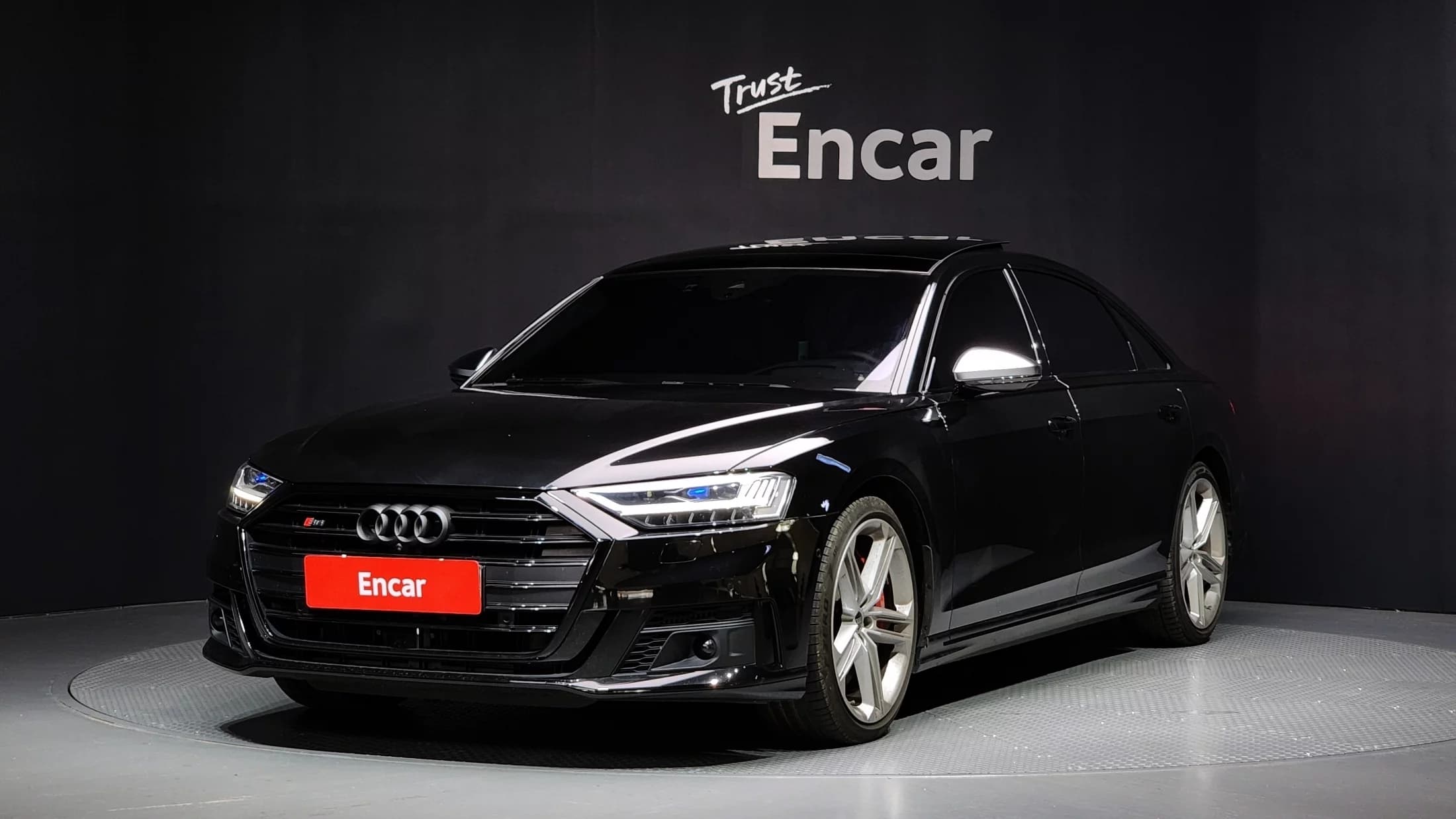 Audi S8 4.0 TFSI Quattro LWB, 2021 г. 32692 км.