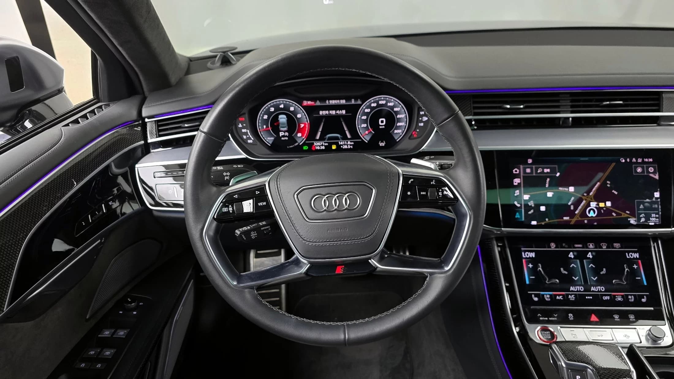 Audi S8 4.0 TFSI Quattro LWB, 2021 г. 32692 км. — фото 13