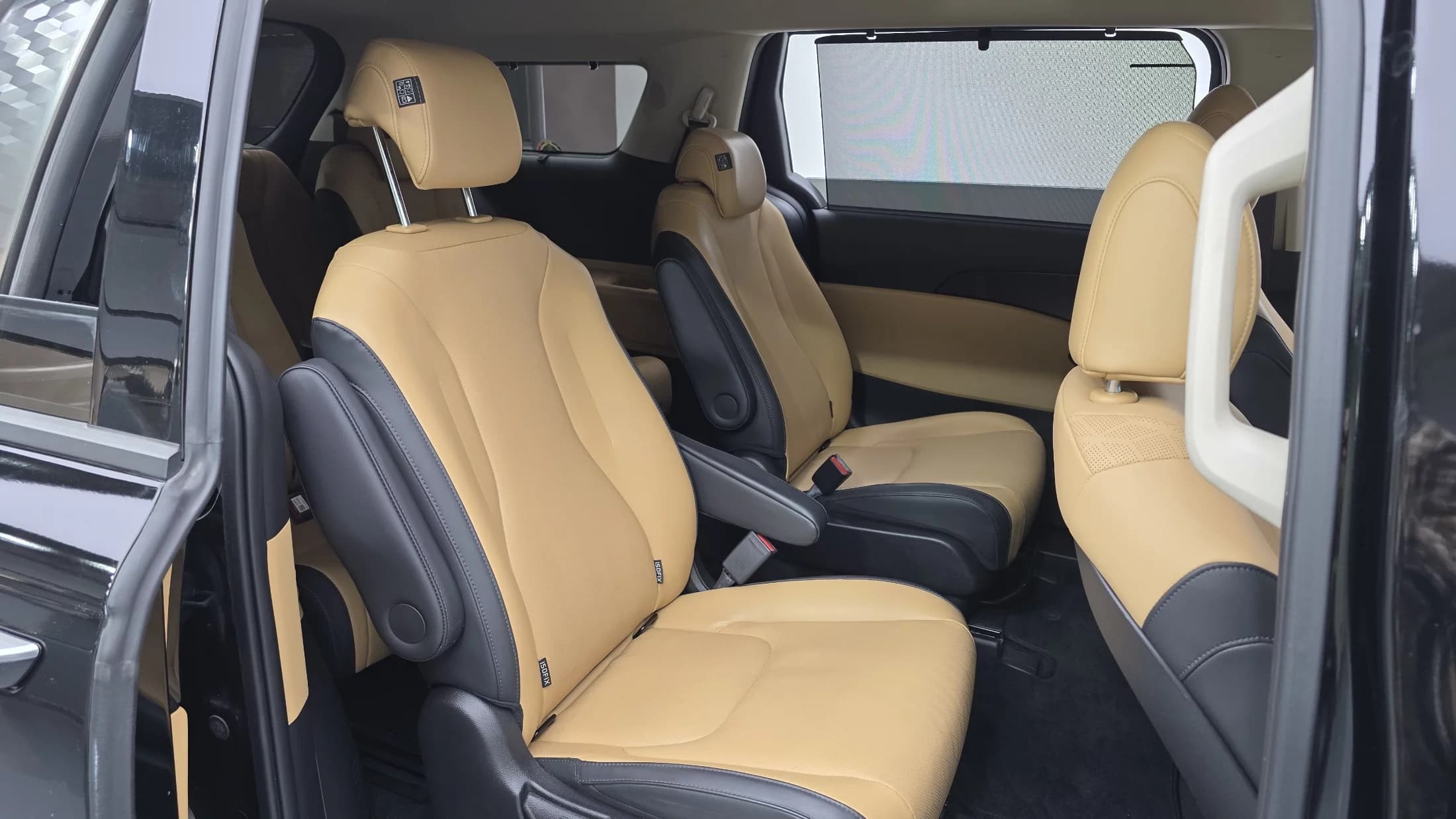 Kia Carnival 9-Seater Noblesse, 2022 г. 96739 км. — фото 12