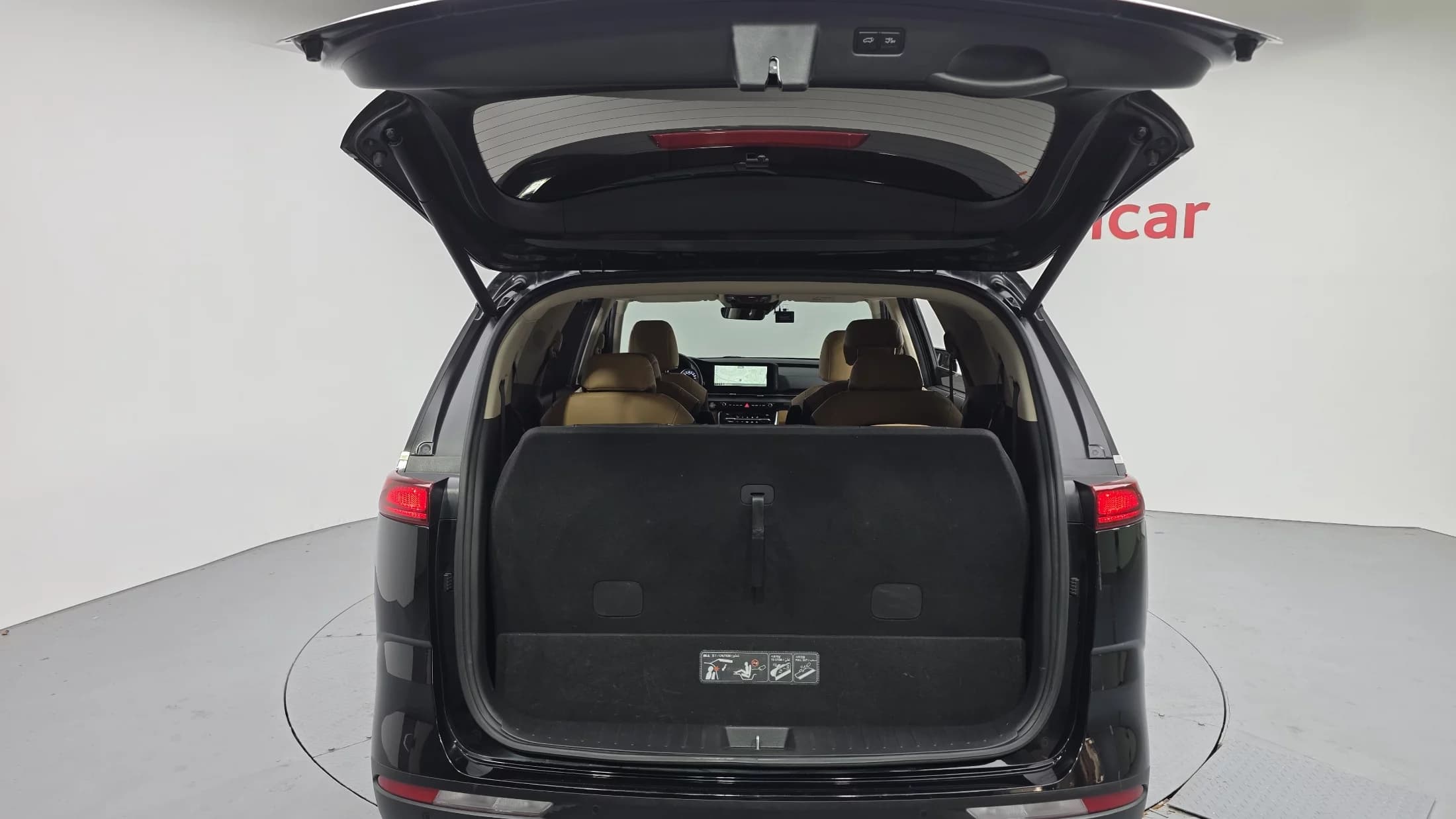 Kia Carnival 9-Seater Noblesse, 2022 г. 96739 км. — фото 20