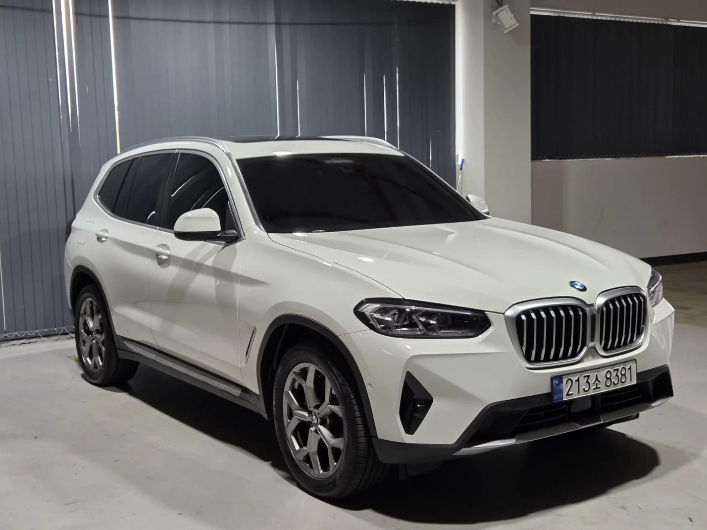 BMW X3 xDrive 20i, 2023 г. 26457 км. — фото 3