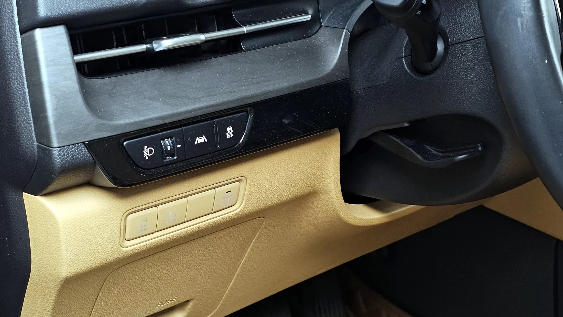 Kia Carnival 9-Seater Prestige, 2021 г. 37295 км. — фото 17