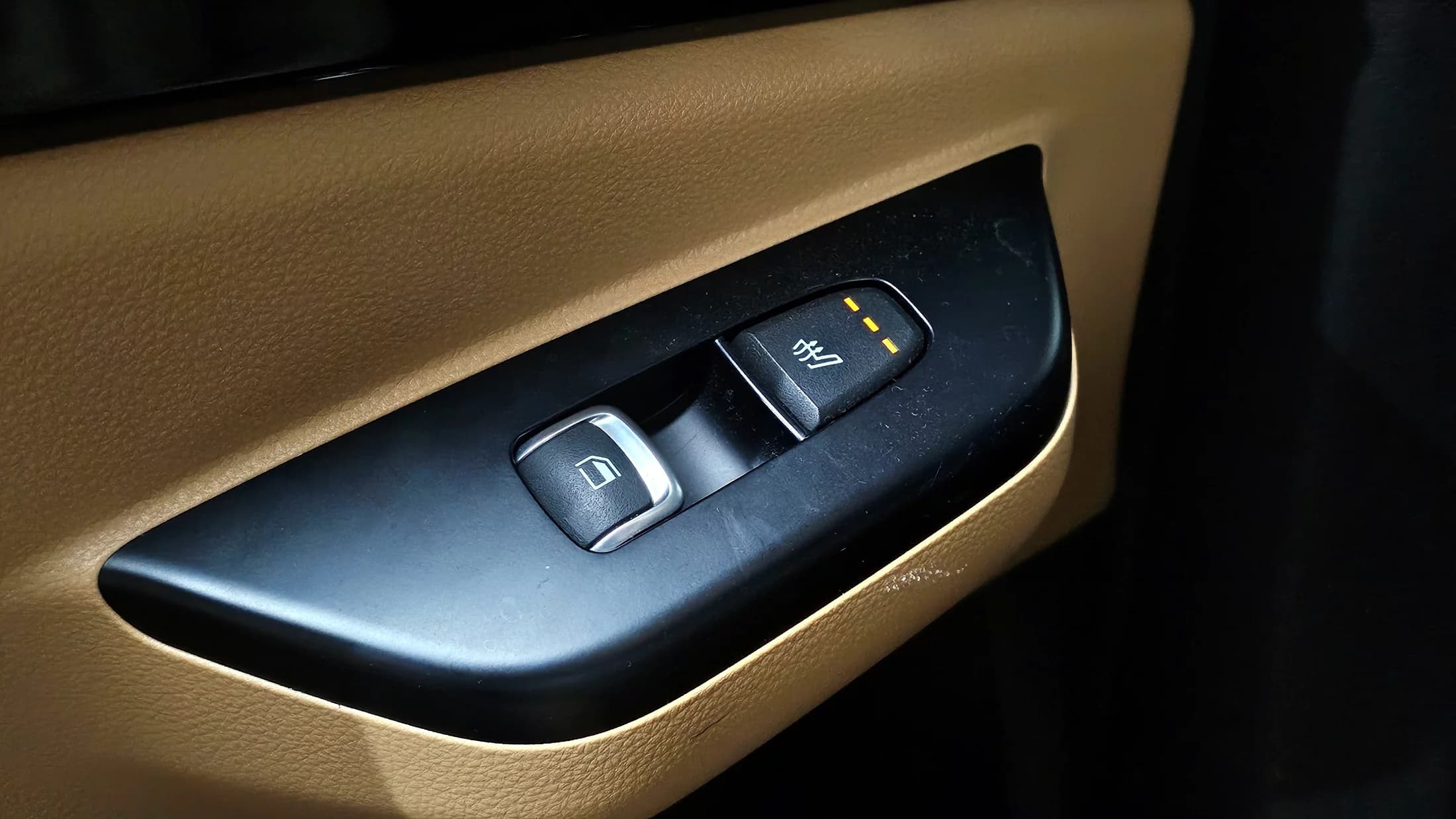 Kia Carnival 9-Seater Prestige, 2021 г. 37295 км. — фото 18
