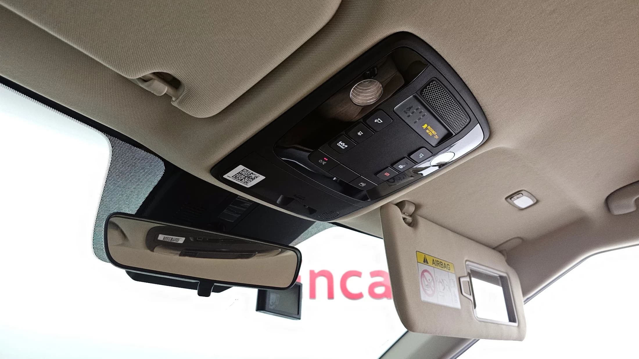 Kia Carnival 9-Seater Prestige, 2021 г. 37295 км. — фото 20