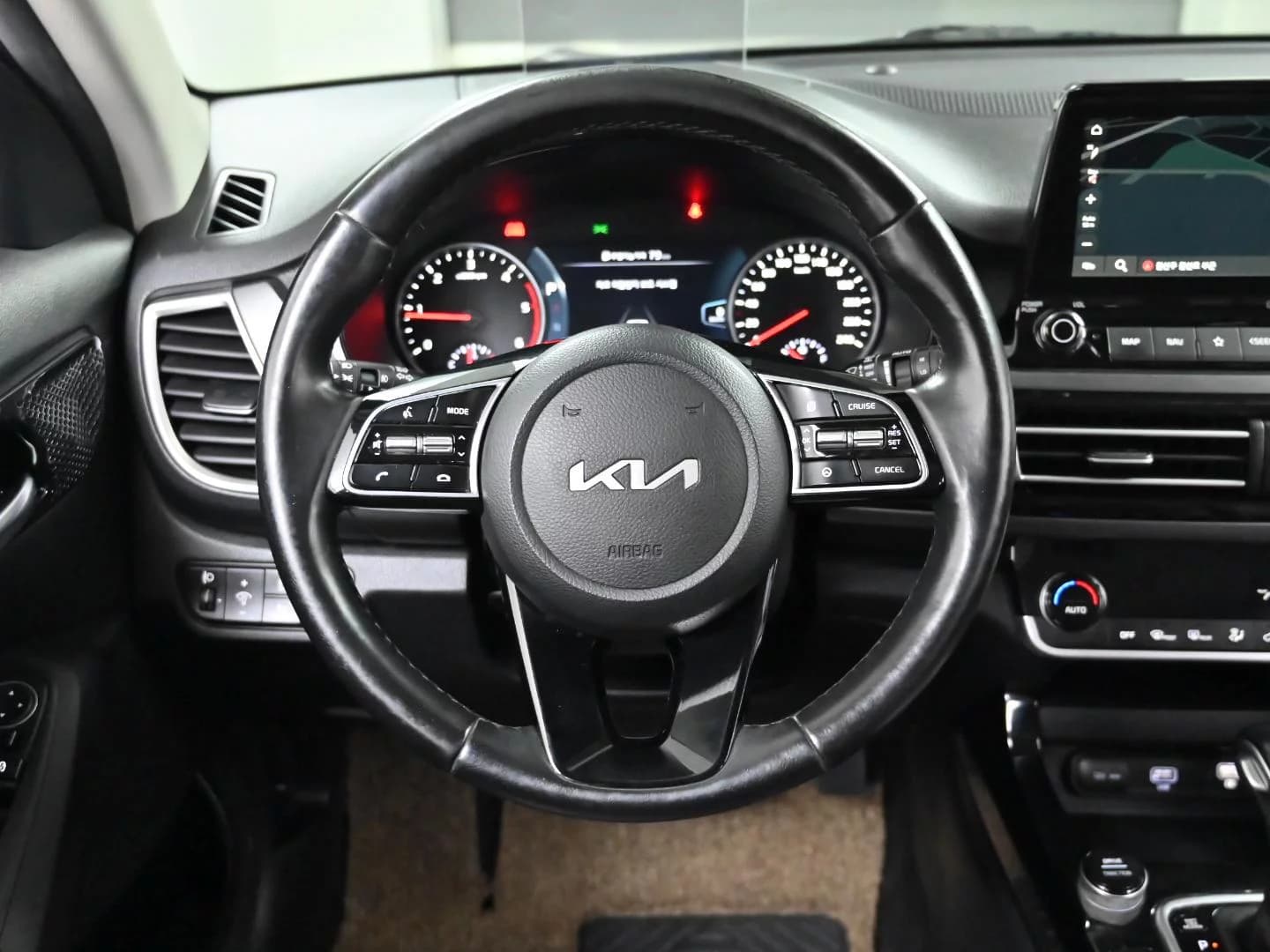 Kia Seltos Diesel 1.6 2WD Signature, 2021 г. 124896 км. — фото 13