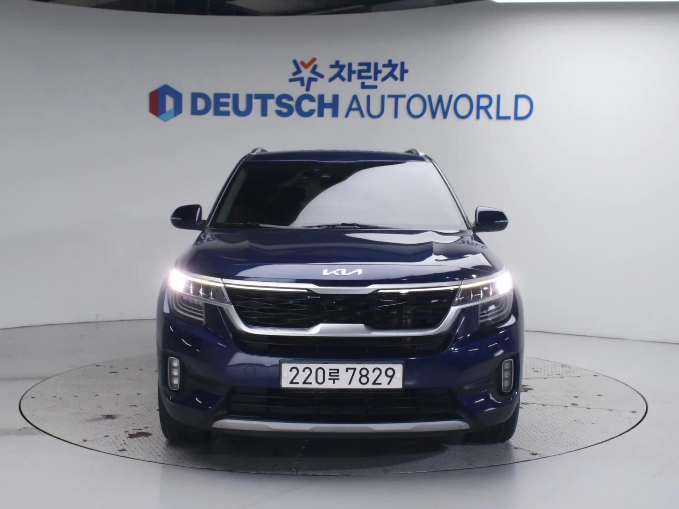 Kia Seltos Diesel 1.6 2WD Signature, 2021 г. 124896 км. — фото 3