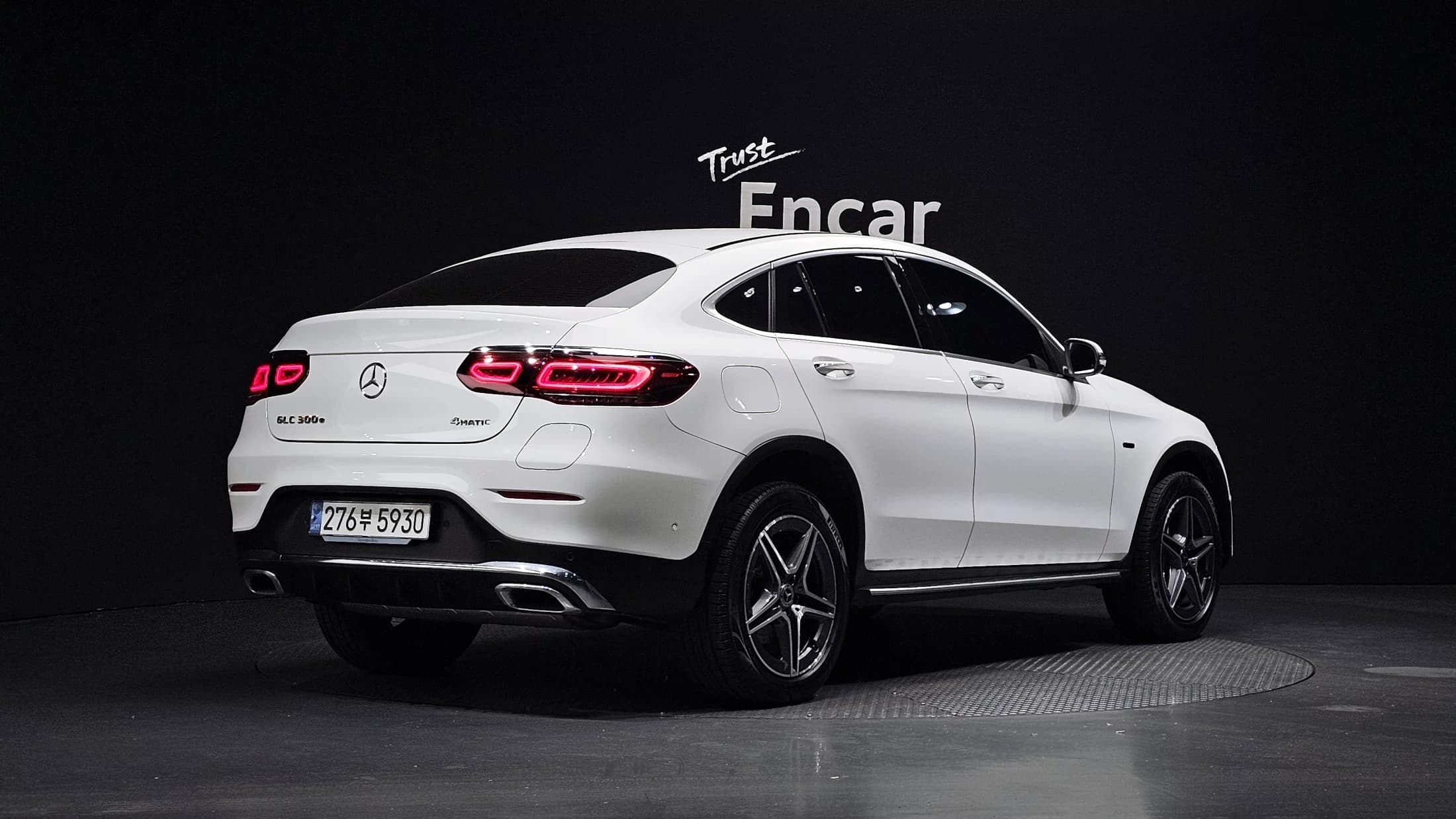 Mercedes-Benz GLC-Class GLC300e 4MATIC Coupe, гибрид, 2021 г. 58862 км. — фото 2