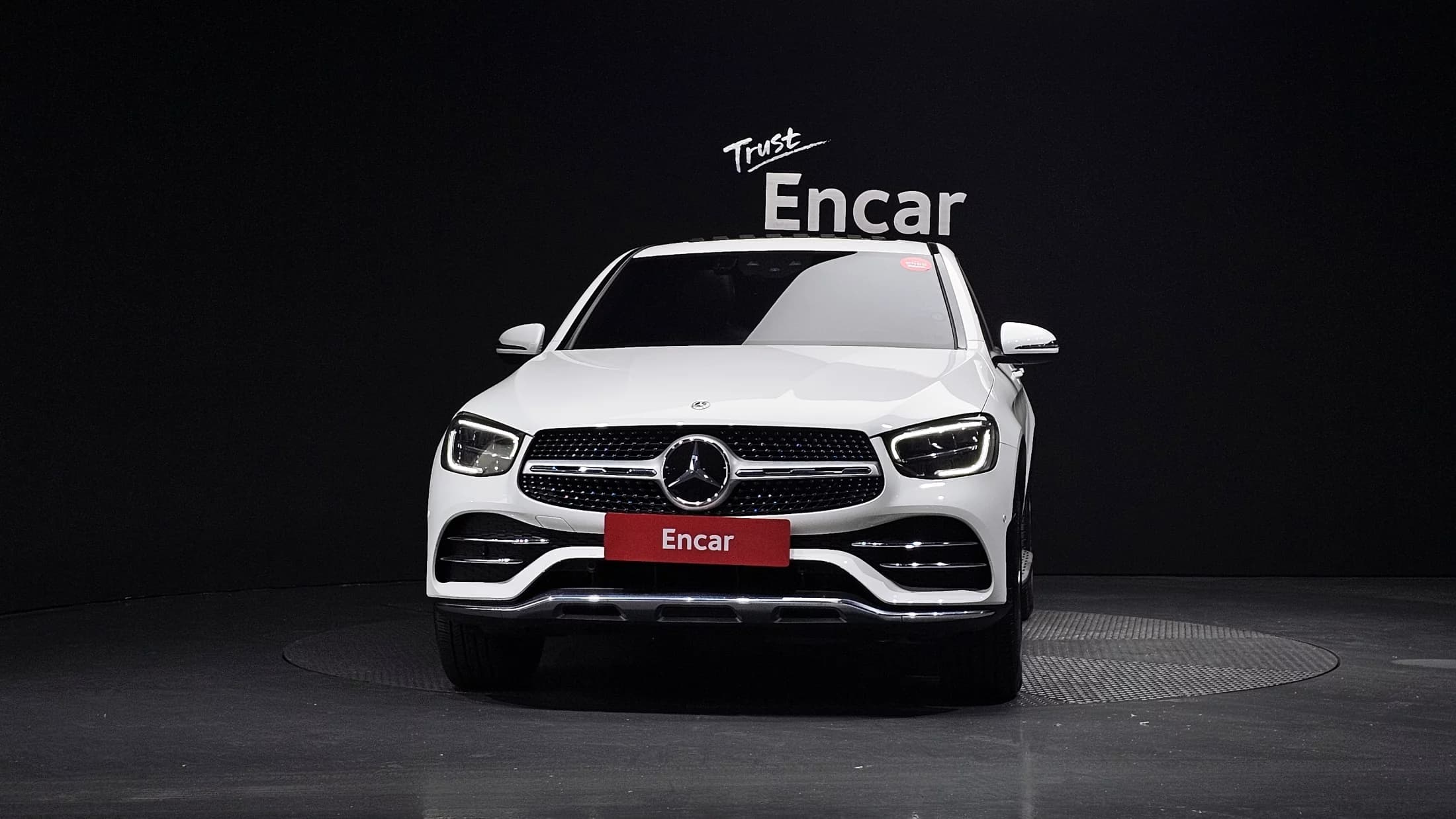 Mercedes-Benz GLC-Class GLC300e 4MATIC Coupe, гибрид, 2021 г. 58862 км. — фото 3