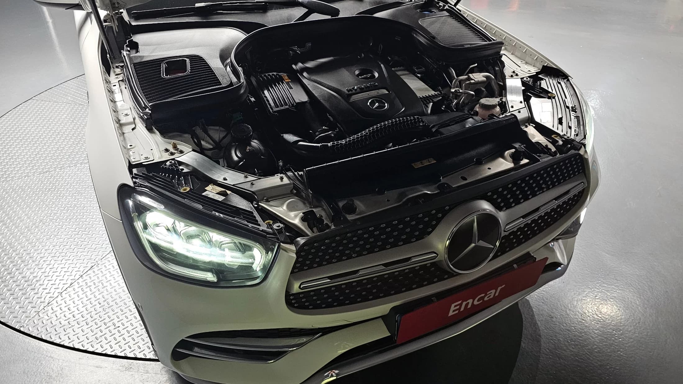Mercedes-Benz GLC-Class GLC300e 4MATIC Coupe, гибрид, 2021 г. 58862 км. — фото 6