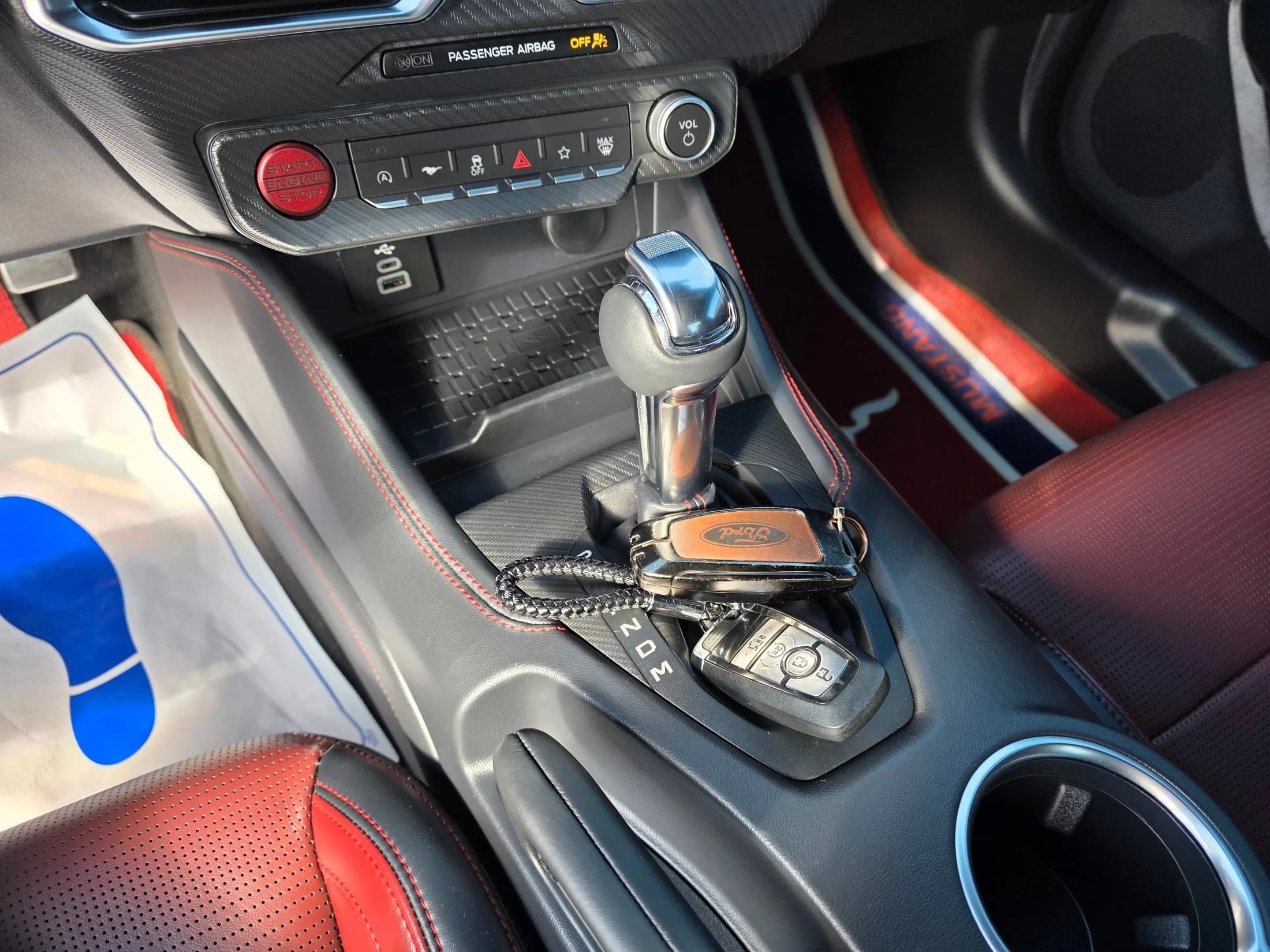 Ford MUSTANG 2.3 EcoBoost Premium Coupe, 2024 г. 11941 км. — фото 10