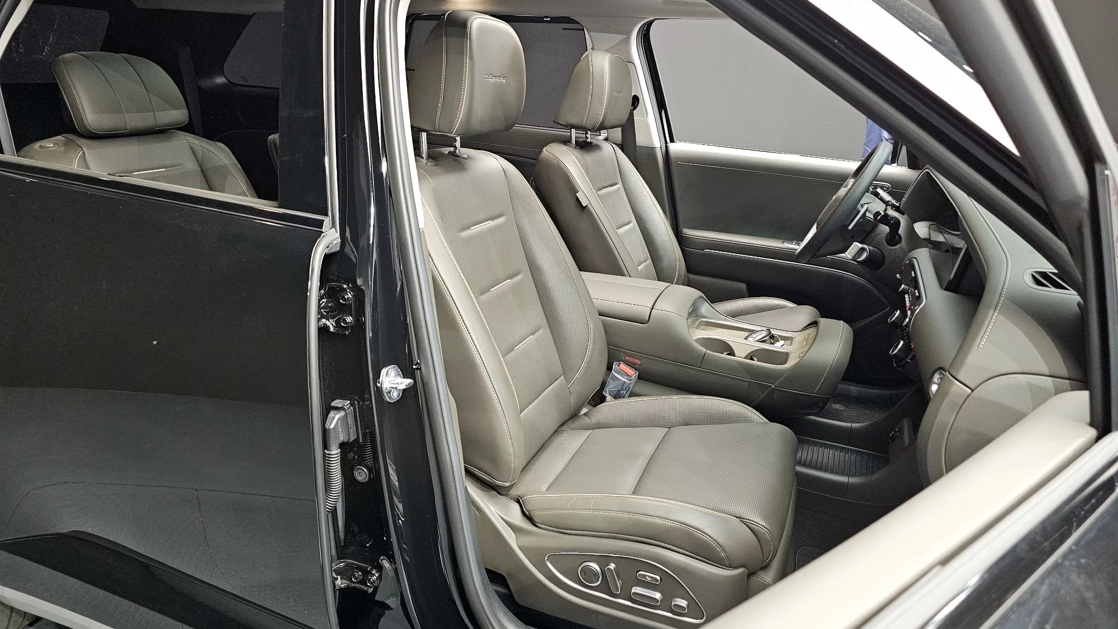 Hyundai Palisade Gasoline 2.5T 4WD 7-Seater Calligraphy, 2025 г. 17616 км. — фото 12
