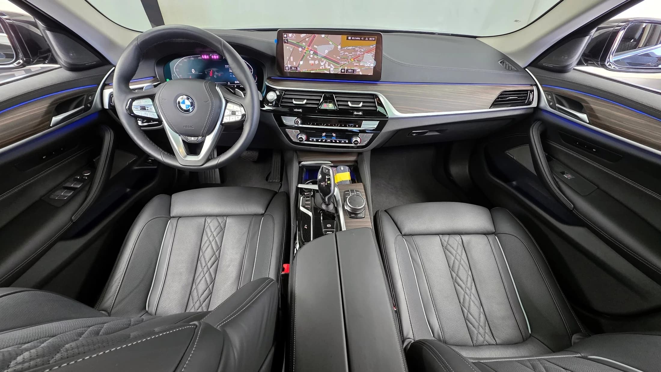 BMW 5-Series 530i Luxury, 2022 г. 13923 км. — фото 7