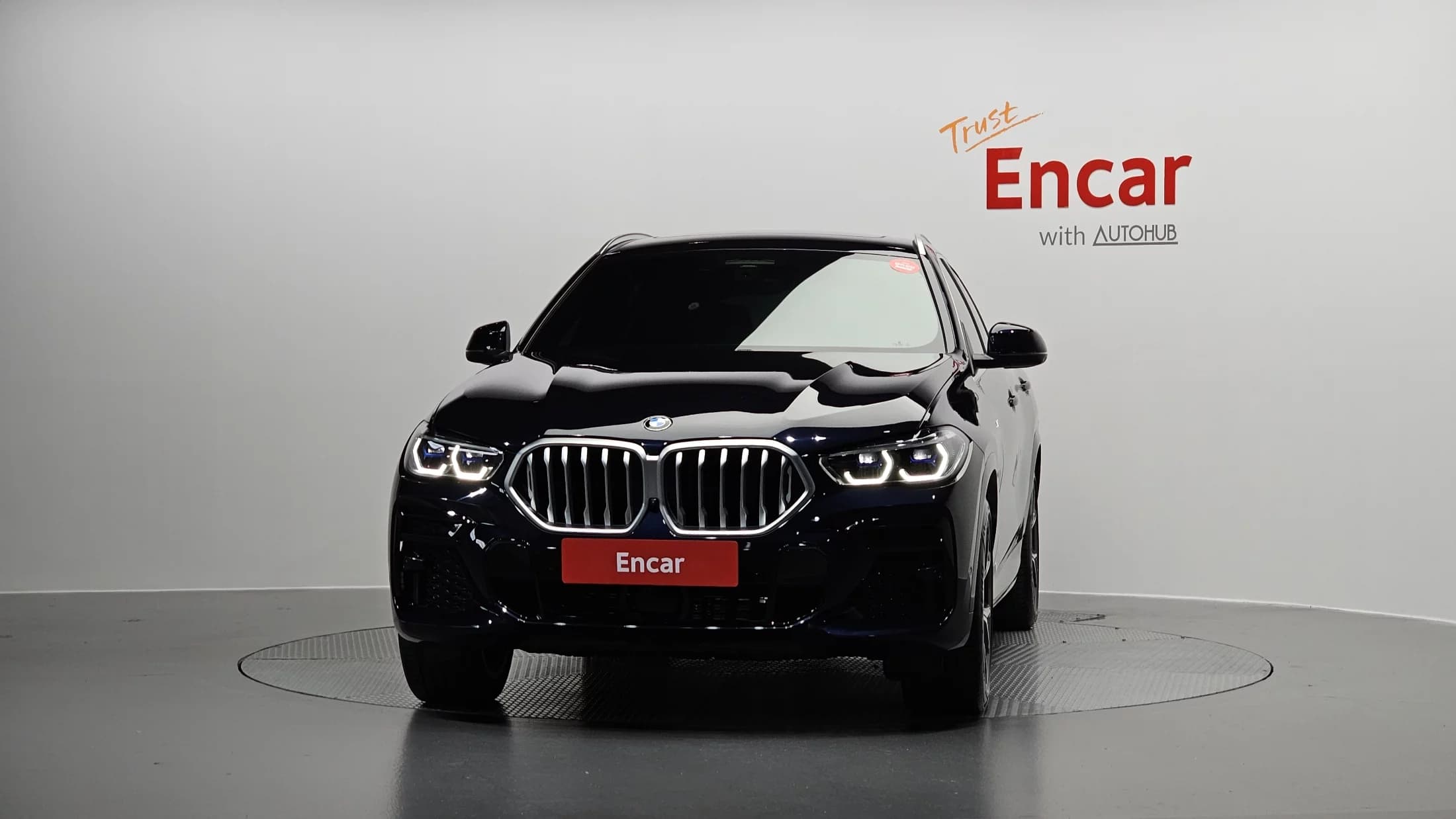 BMW X6 xDrive40i M Sport, 2022 г. 34420 км. — фото 3