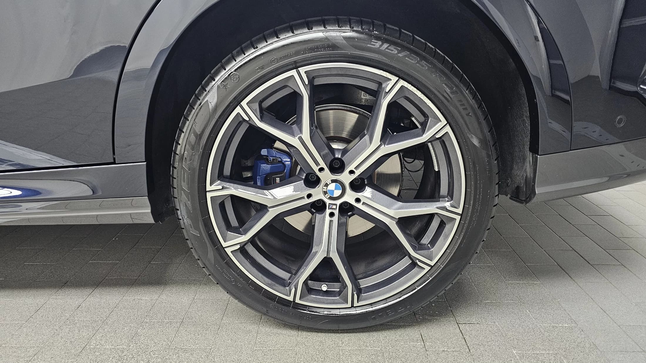 BMW X6 xDrive40i M Sport, 2022 г. 34420 км. — фото 5