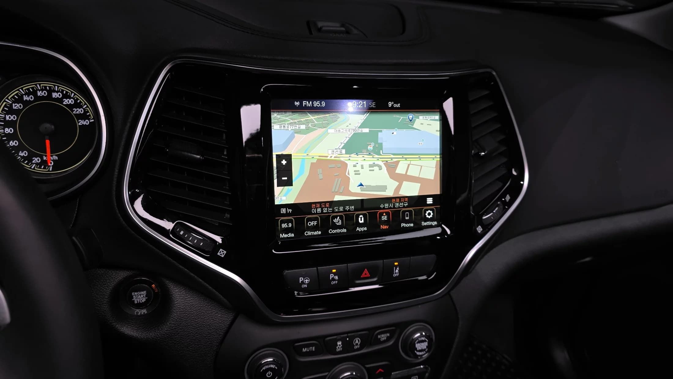 Jeep CHEROKEE 2.4 Limited AWD, 2022 г. 66138 км. — фото 8