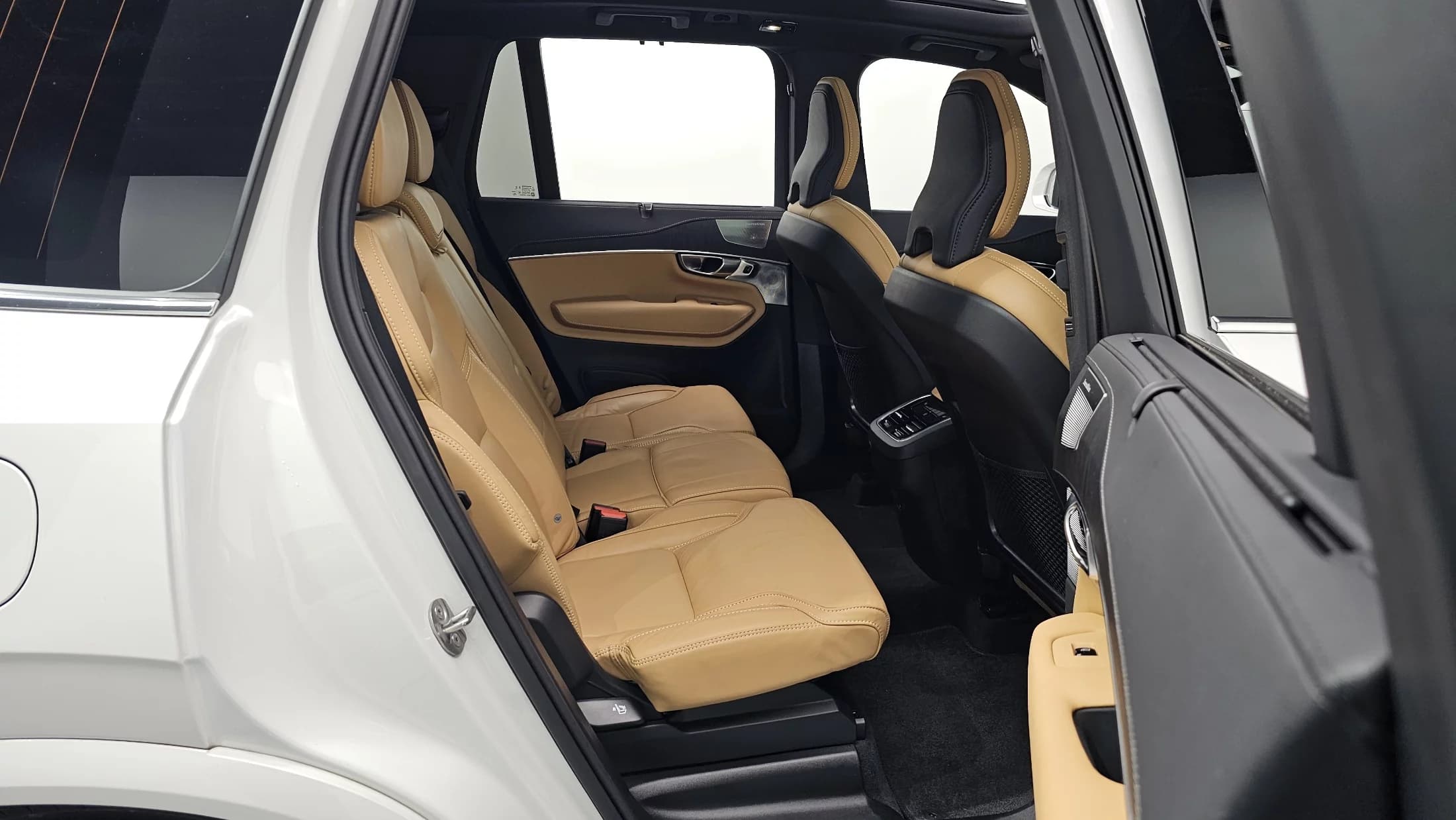 Volvo XC90 B6 Ultimate Bright, 2024 г. 9293 км. — фото 11