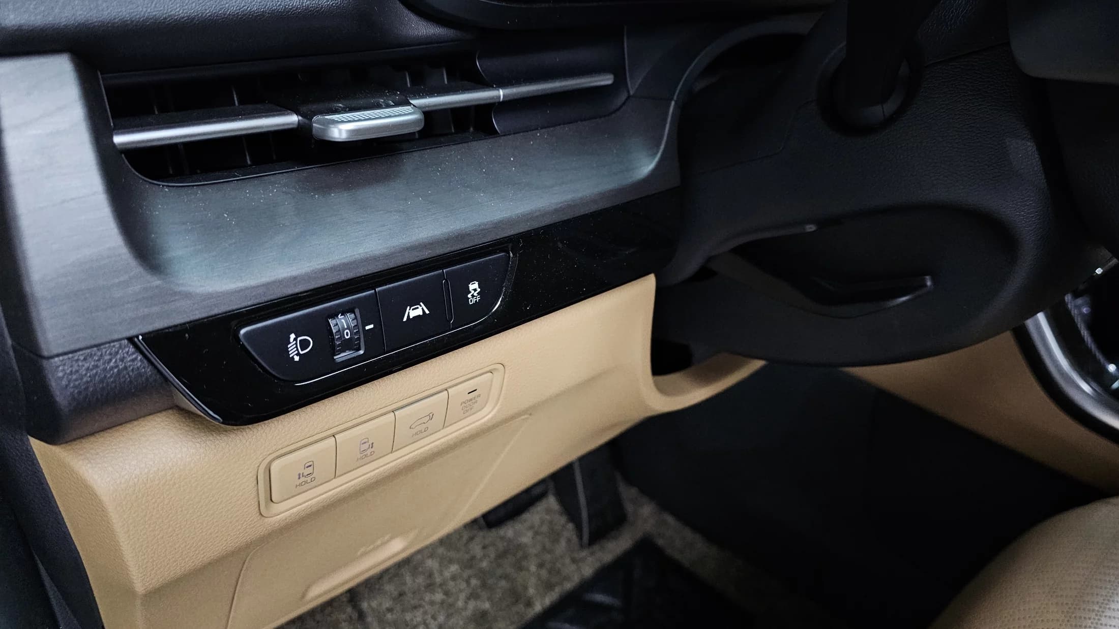 Kia Carnival 9-Seater Signature, 2021 г. 48200 км. — фото 18