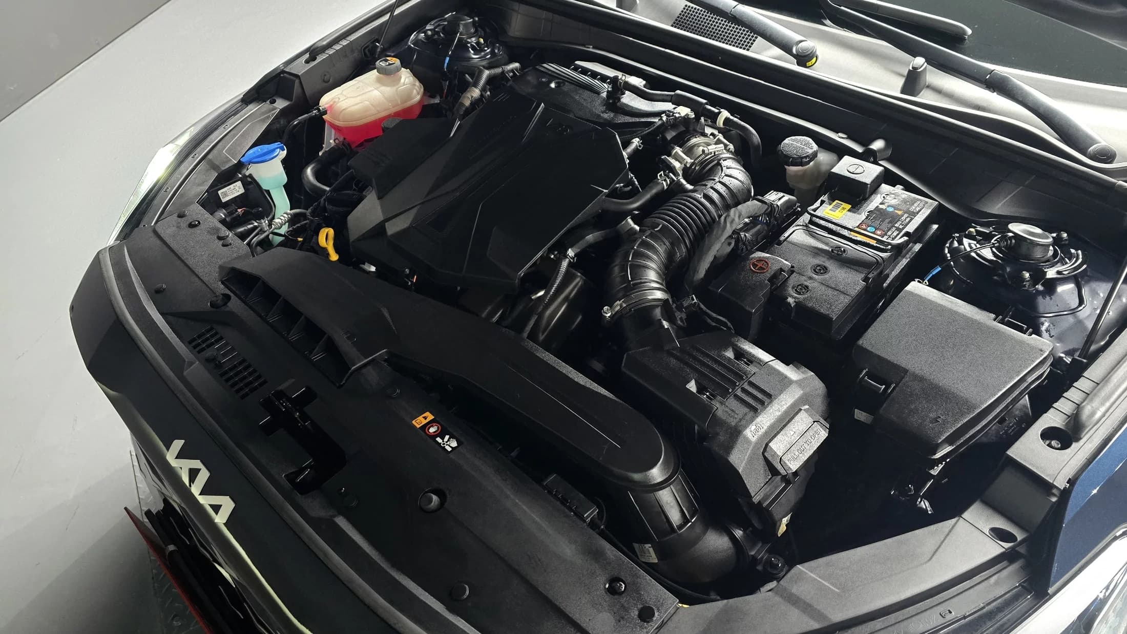 Kia K8 3.5 Gasoline 4WD Platinum, 2023 г. 37906 км. — фото 6