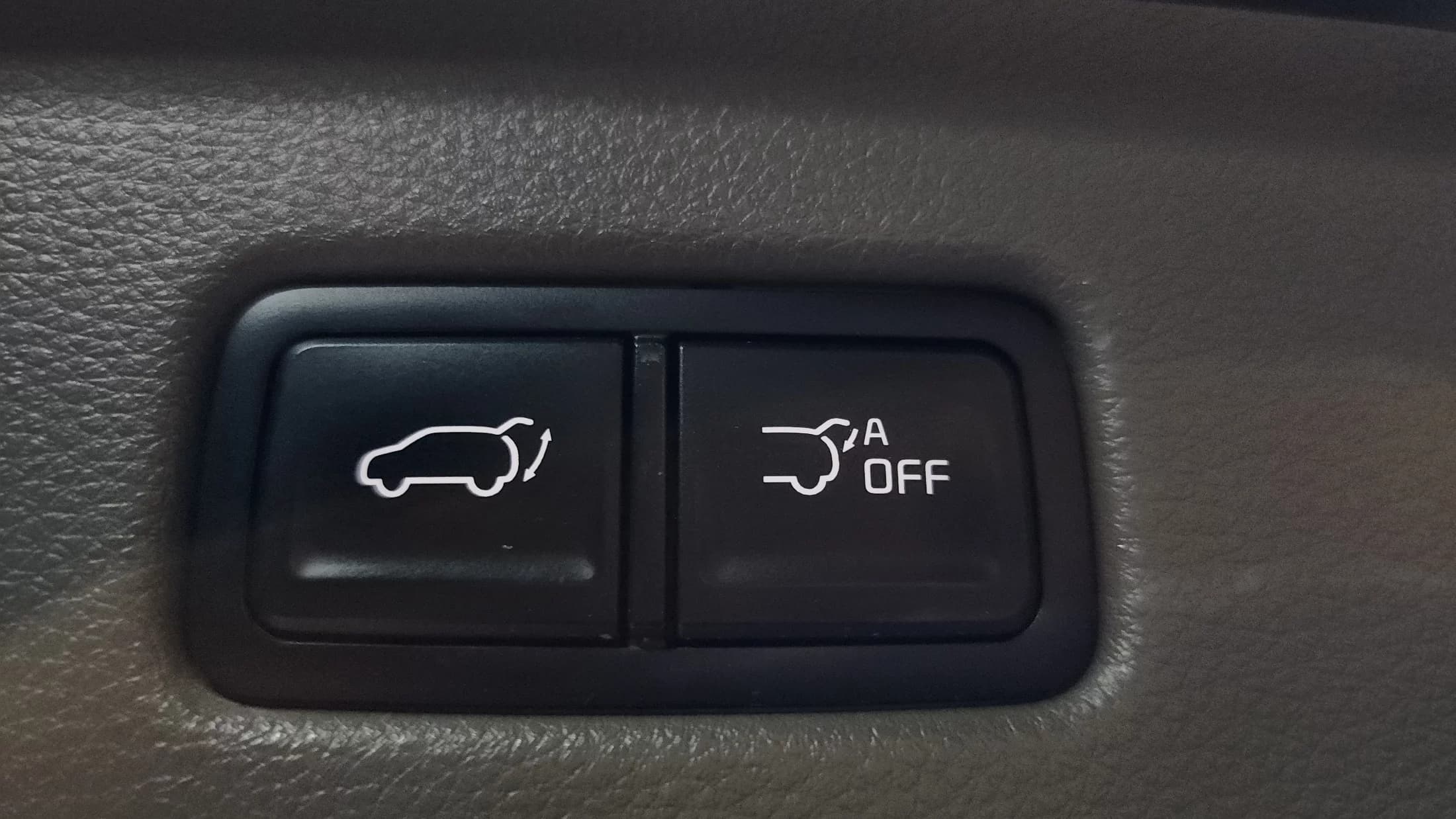 Kia Carnival 9-Seater Signature, 2023 г. 53670 км. — фото 20