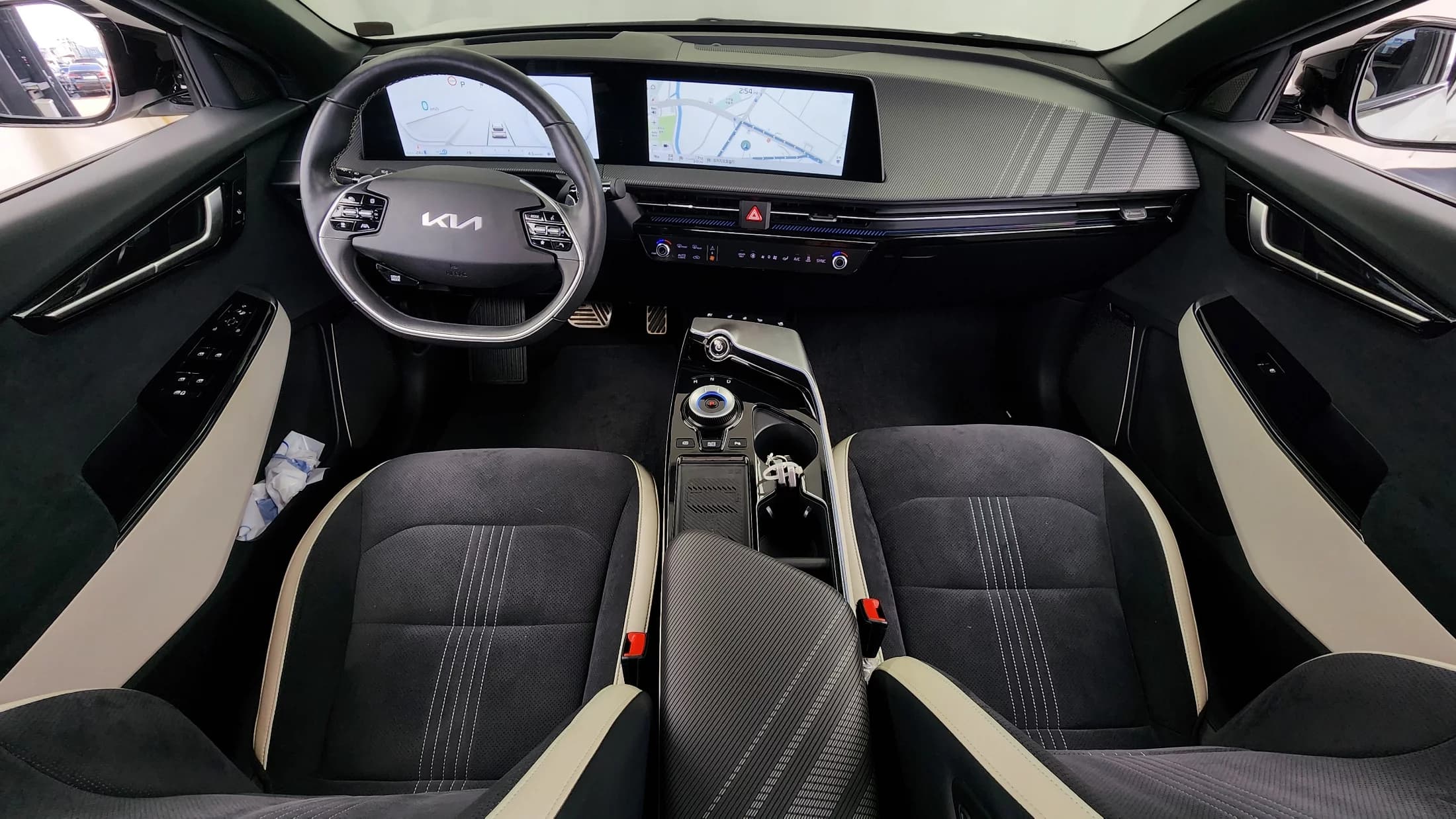 Kia EV6 Long Range GT Line, электромобиль, 2021 г. 77982 км. — фото 7