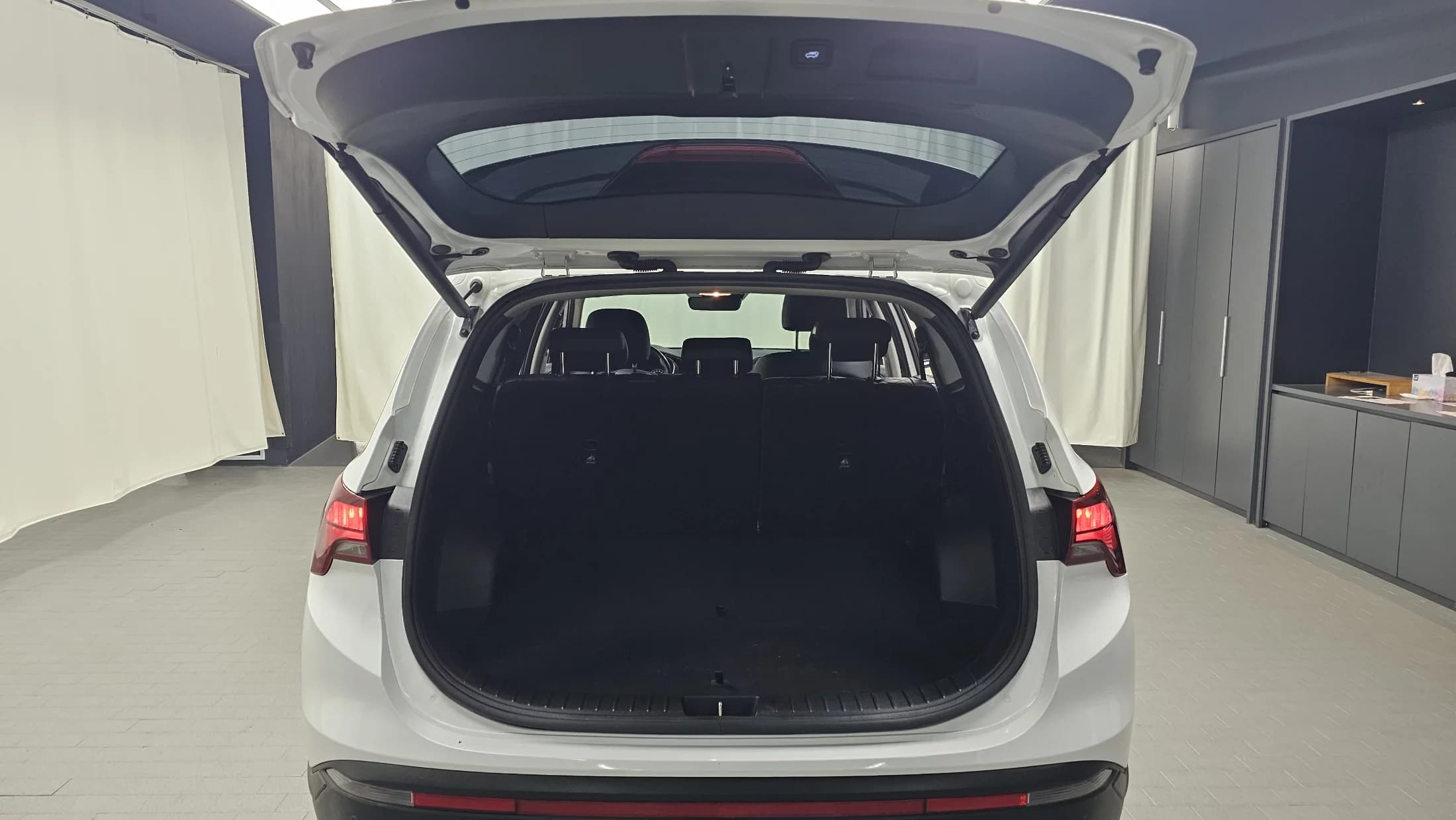 Hyundai Santa Fe Diesel 2.2 2WD Prestige, 2021 г. 137847 км. — фото 20