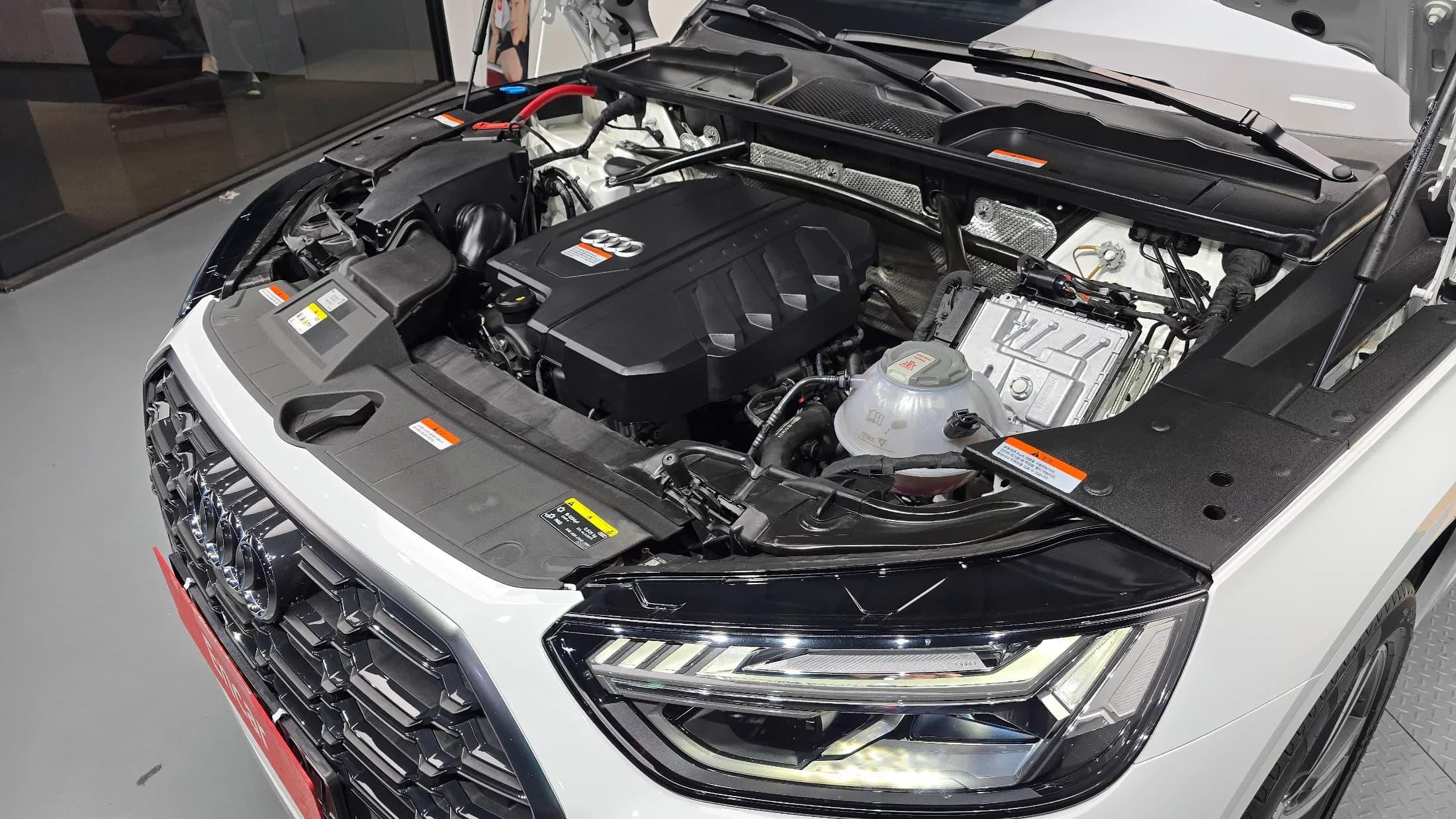 Audi Q5 45 TFSI Quattro Premium, 2023 г. 22275 км. — фото 6