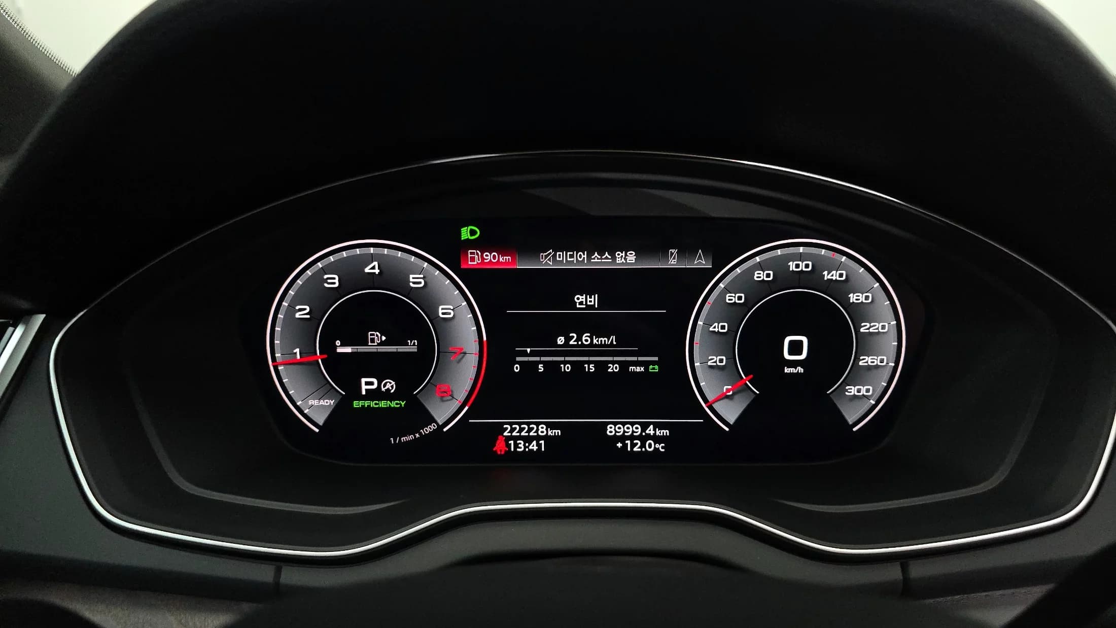 Audi Q5 45 TFSI Quattro Premium, 2023 г. 22275 км. — фото 8